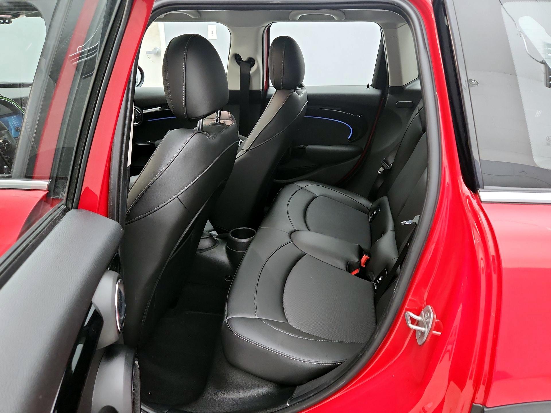 Thumbnail: 2022 MINI Cooper Hardtop - 20