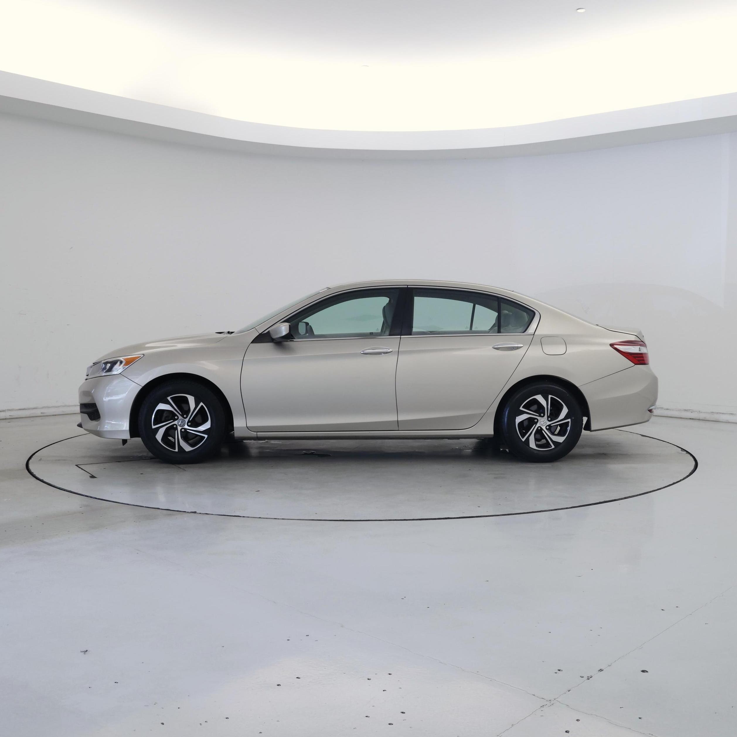Thumbnail: 2017 Honda Accord - 3