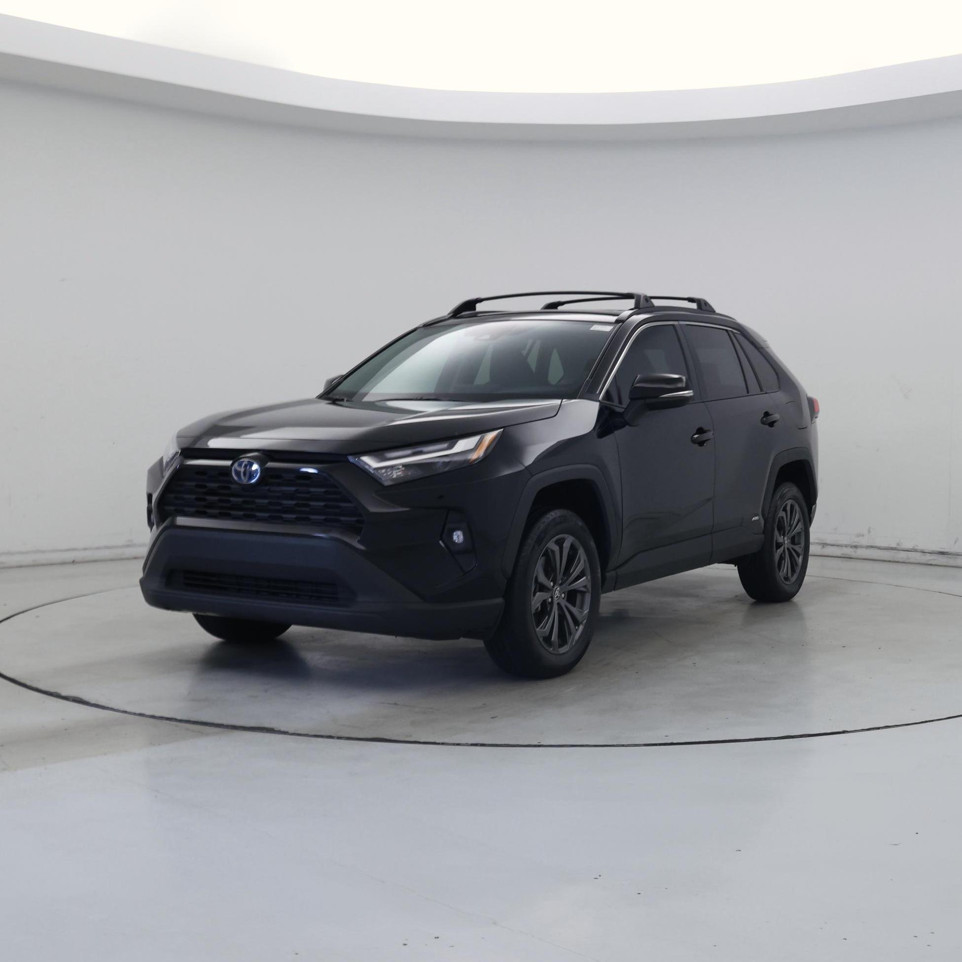 Thumbnail: 2022 Toyota RAV4 - 4