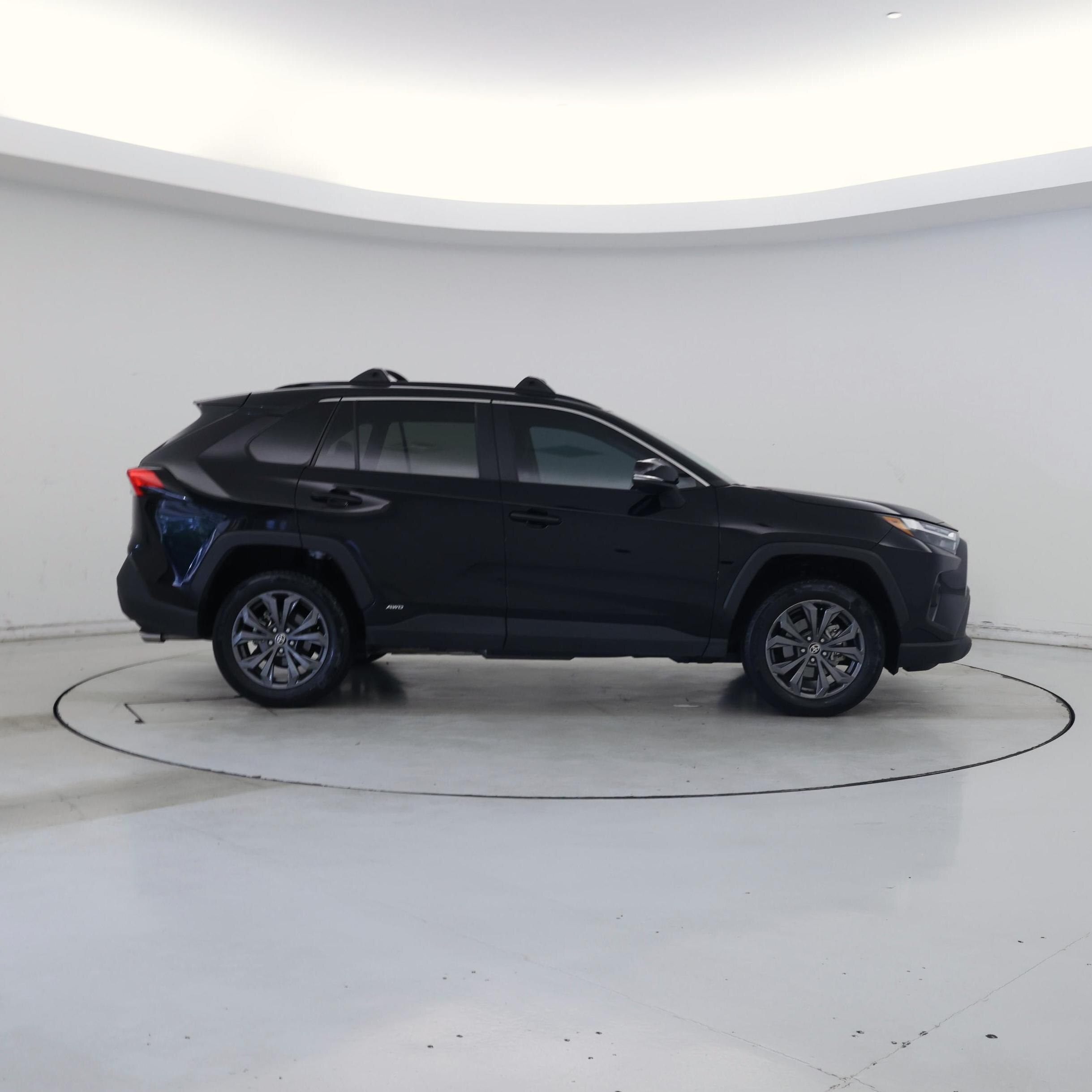Thumbnail: 2022 Toyota RAV4 - 7