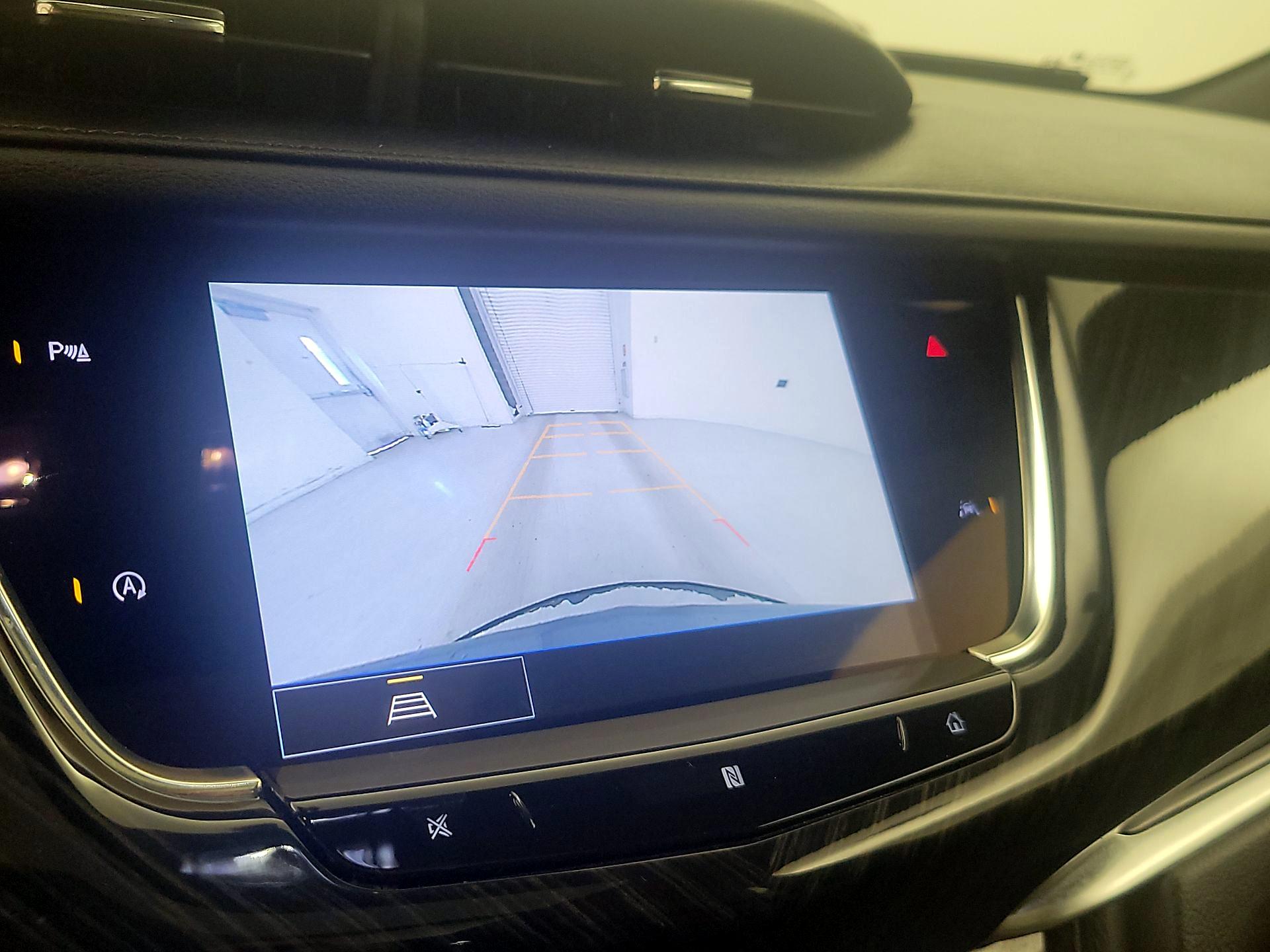 Thumbnail: 2021 Cadillac XT6 - 15