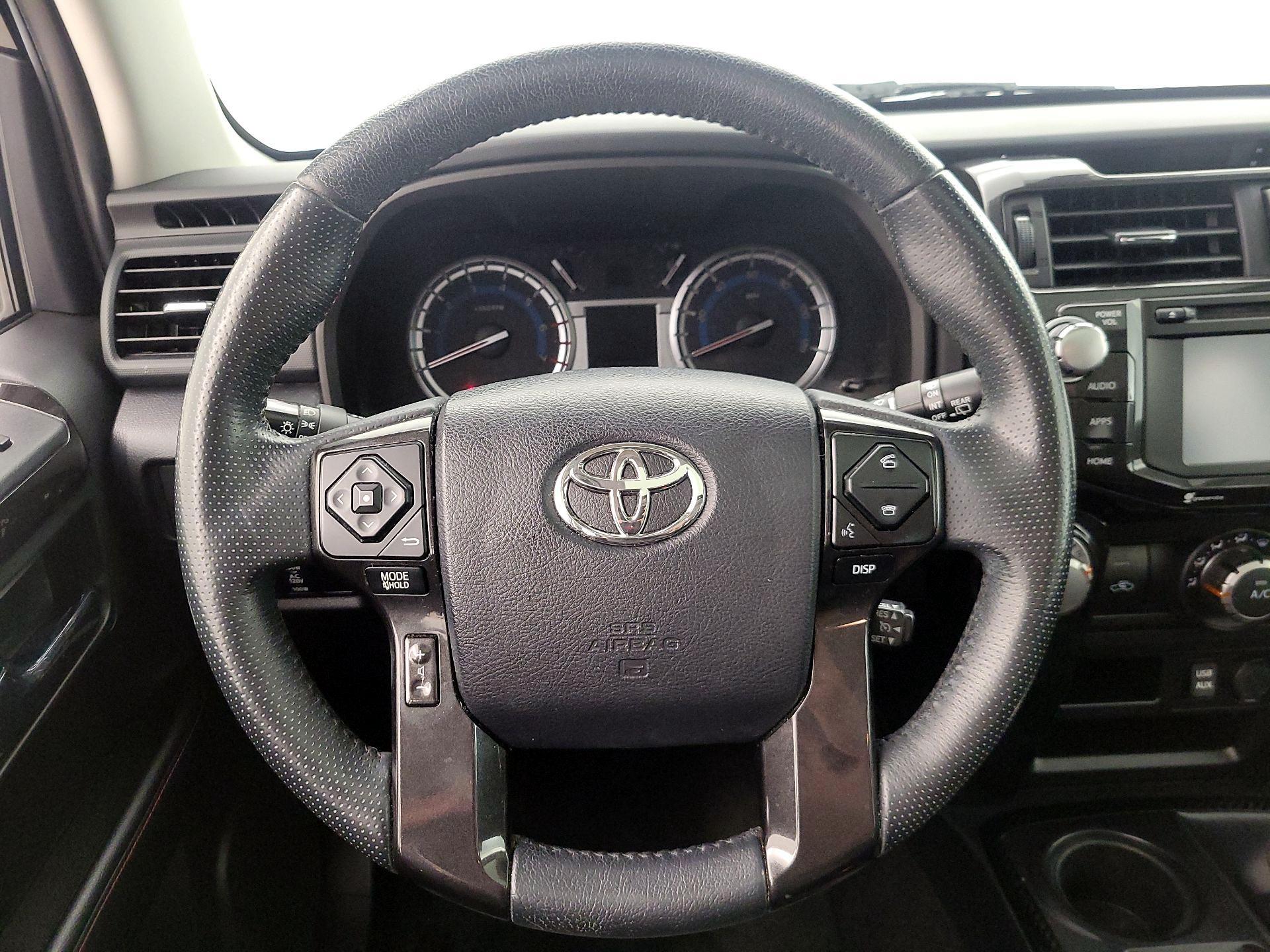 Thumbnail: 2018 Toyota 4Runner - 10