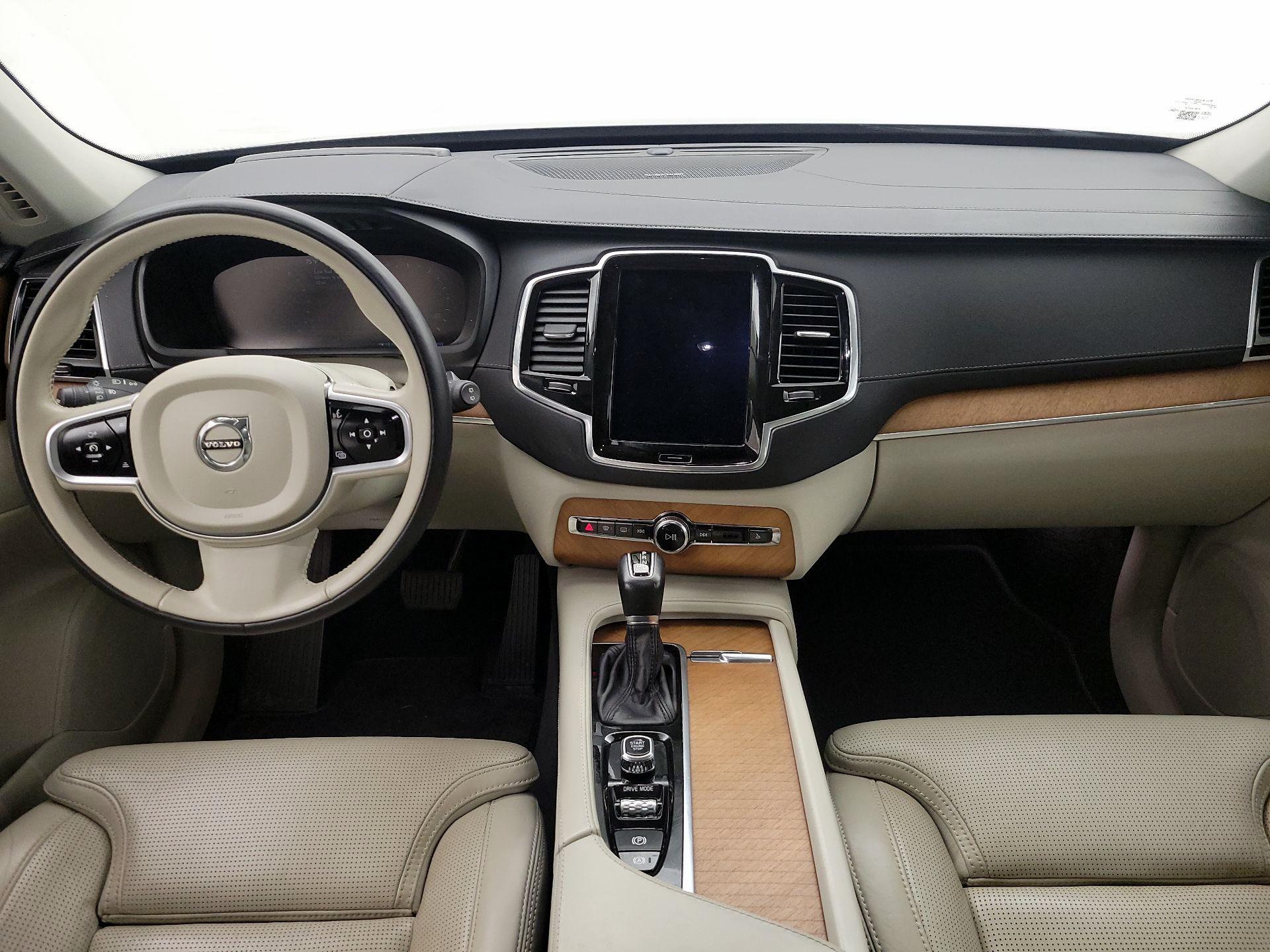 Thumbnail: 2019 Volvo XC90 - 9