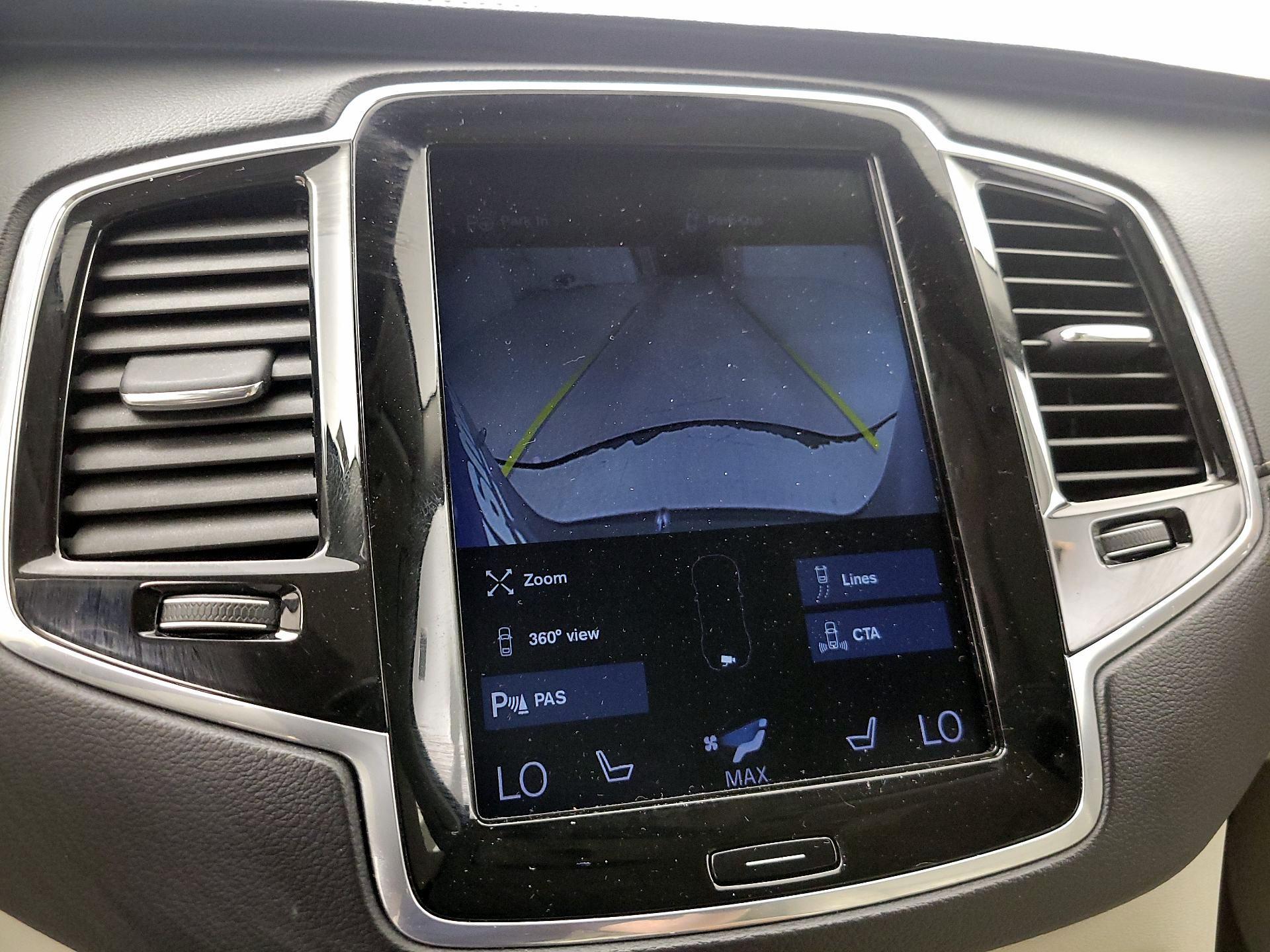 Thumbnail: 2019 Volvo XC90 - 15