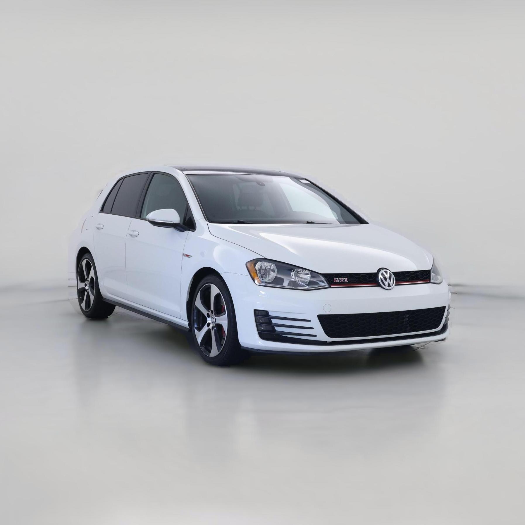 Thumbnail: 2016 Volkswagen Golf - 1