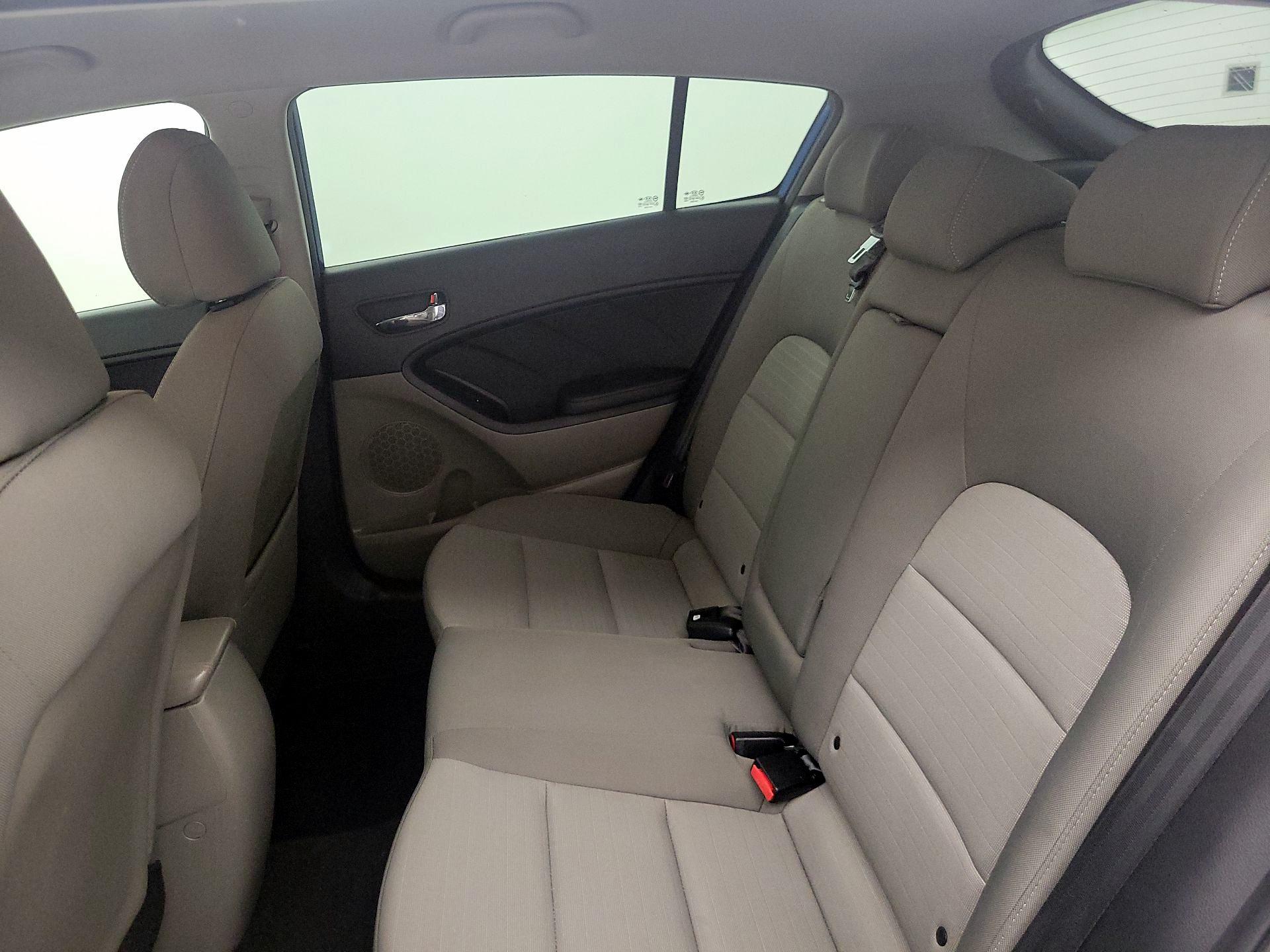 Thumbnail: 2015 Kia Forte - 19