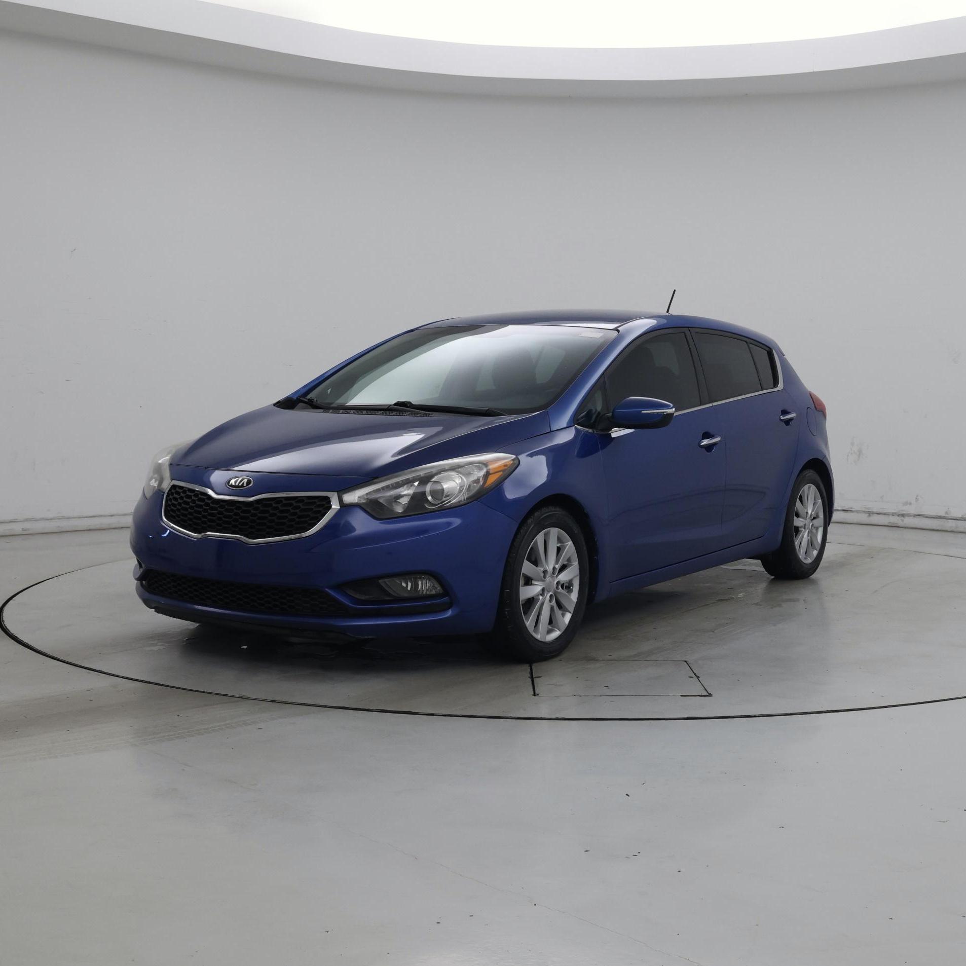 Thumbnail: 2015 Kia Forte - 4