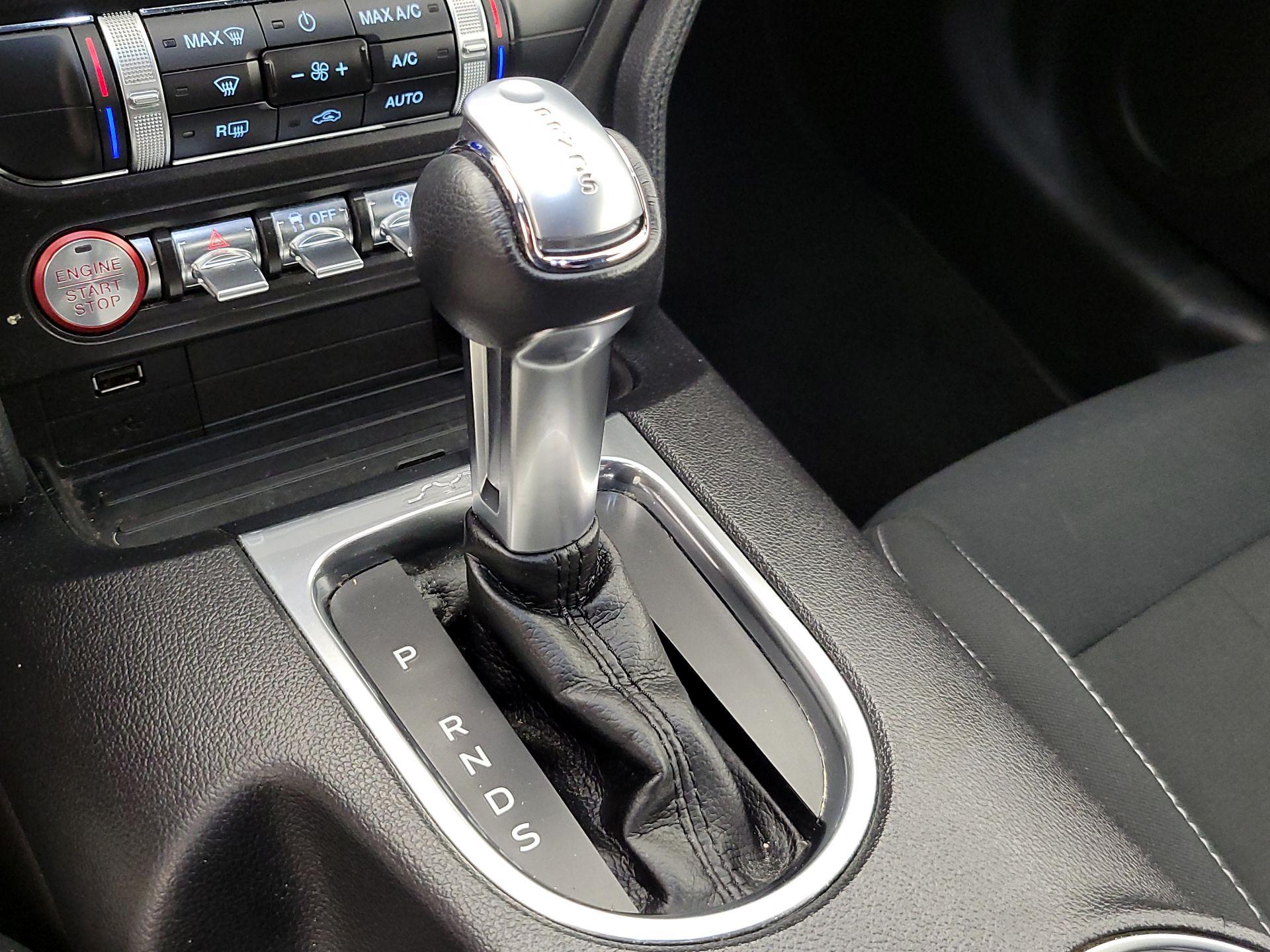 Thumbnail: 2019 Ford Mustang - 17