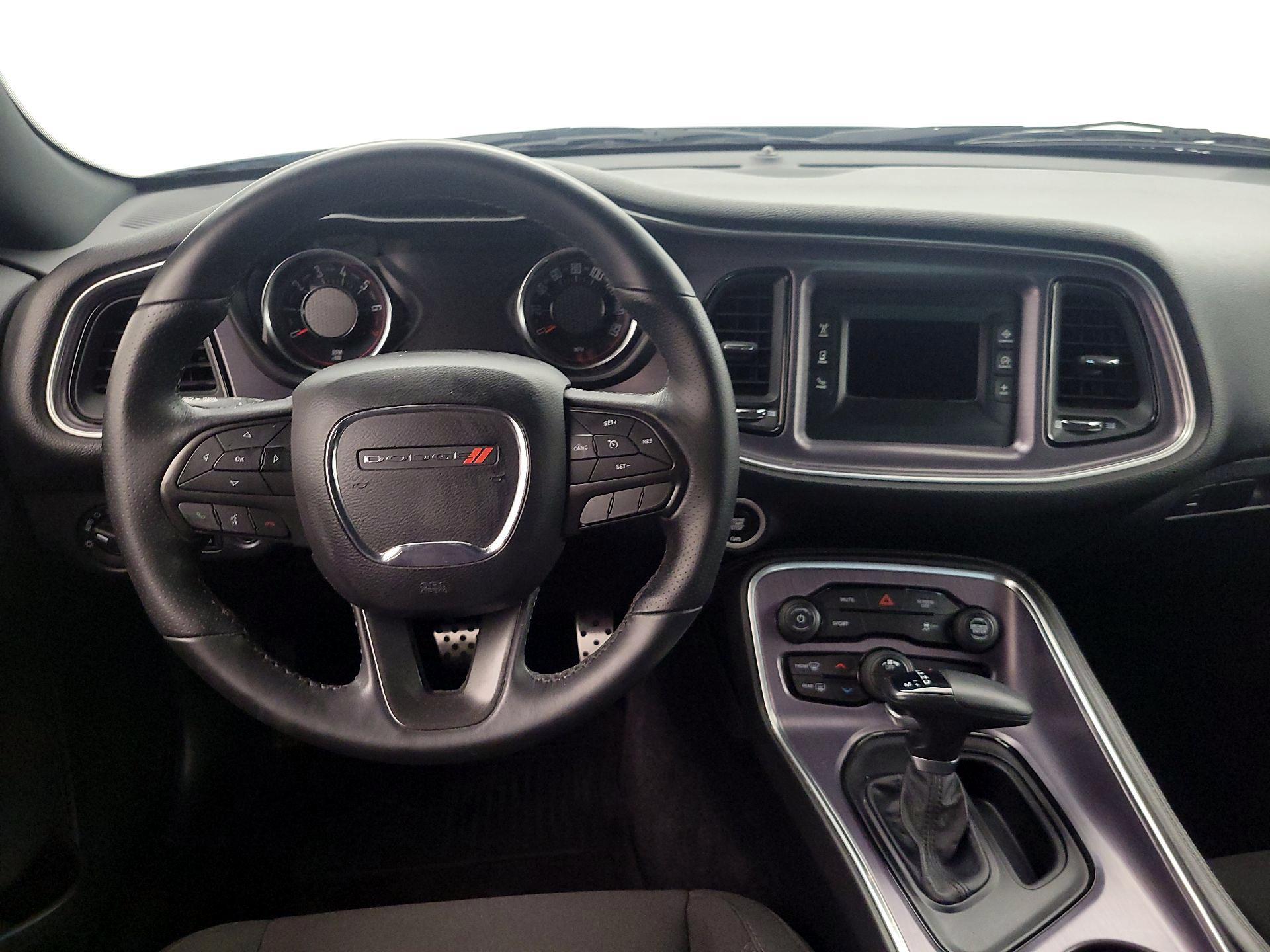Thumbnail: 2017 Dodge Challenger - 10