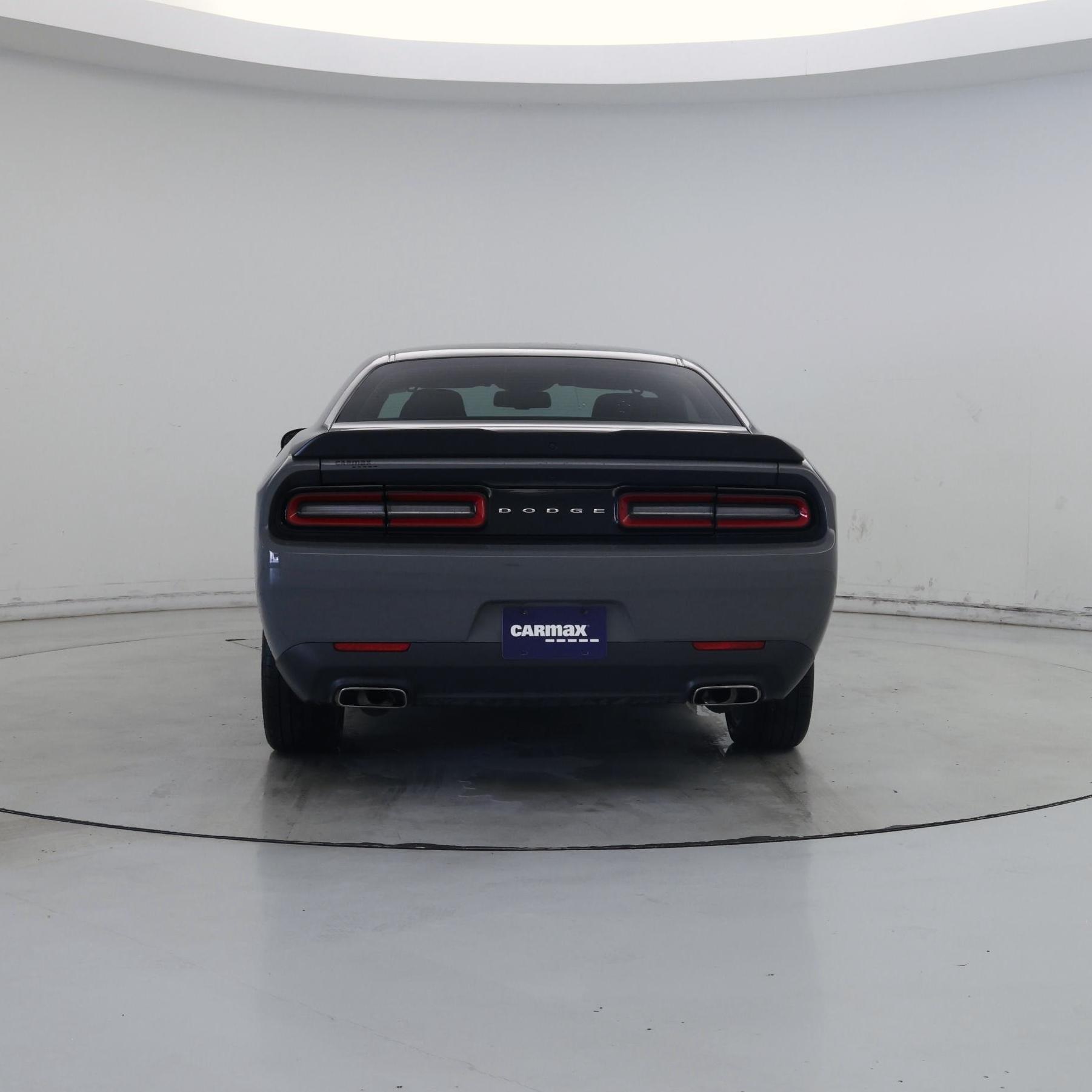 Thumbnail: 2017 Dodge Challenger - 6