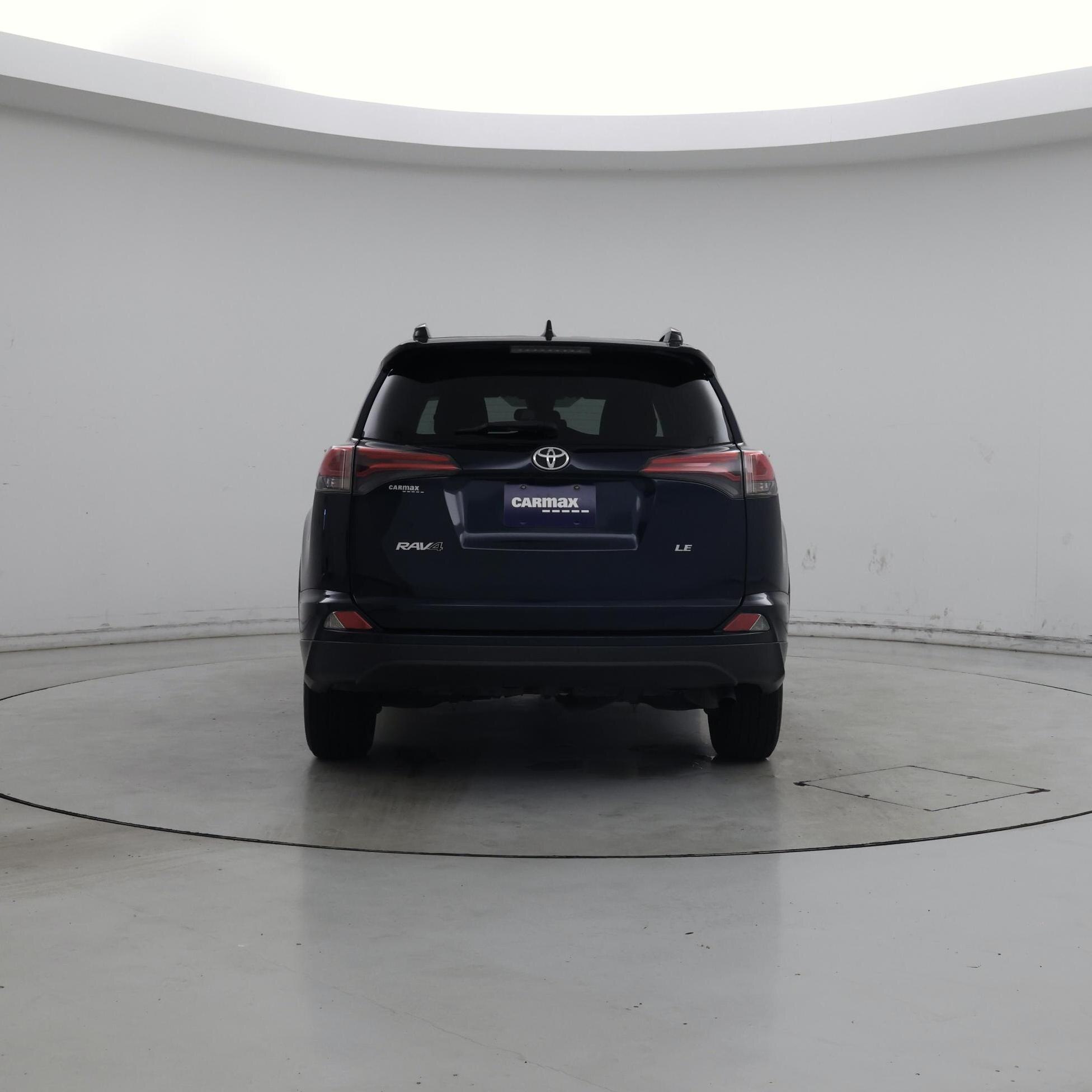 Thumbnail: 2018 Toyota RAV4 - 6