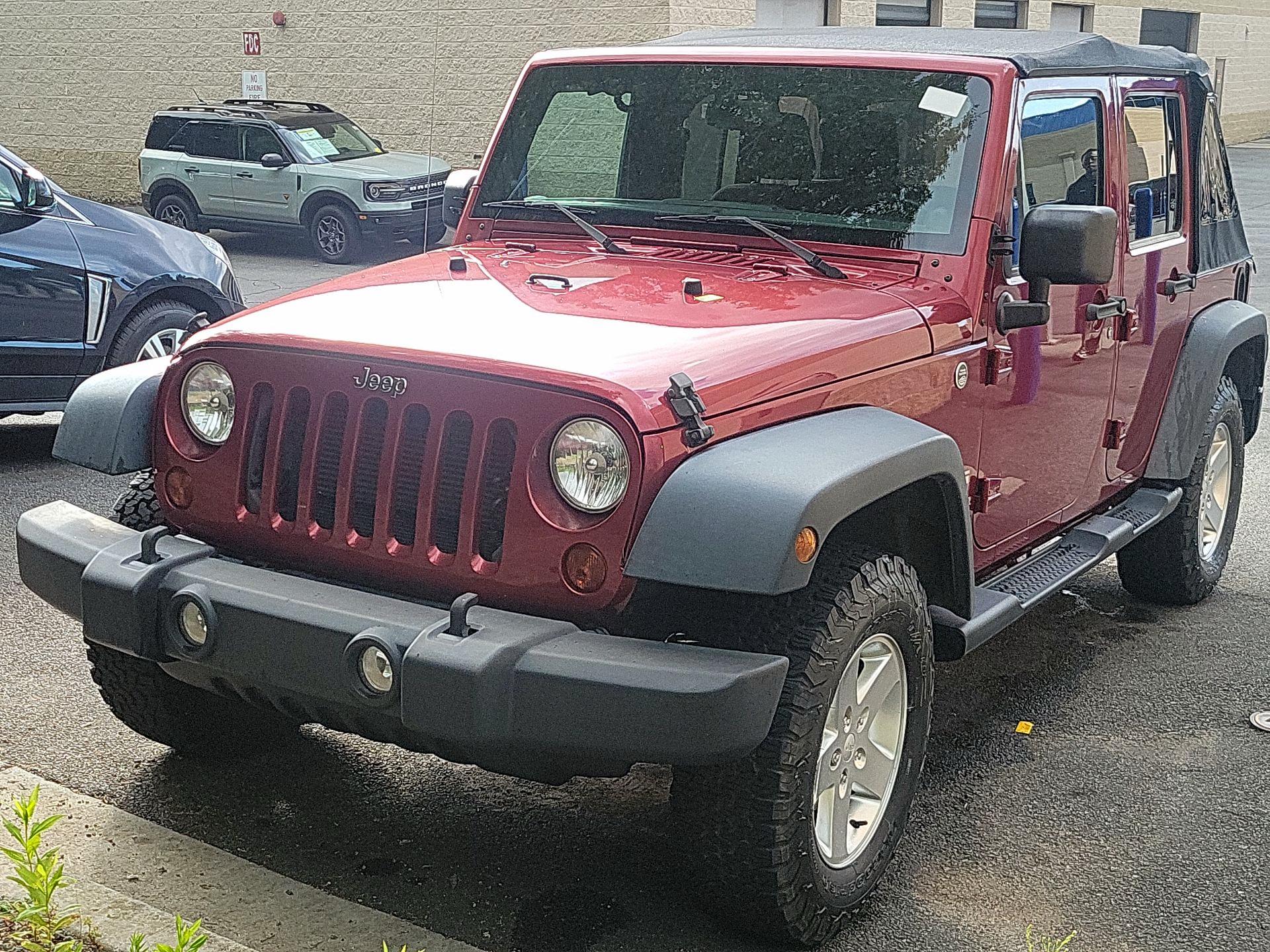 Thumbnail: 2013 Jeep Wrangler - 3