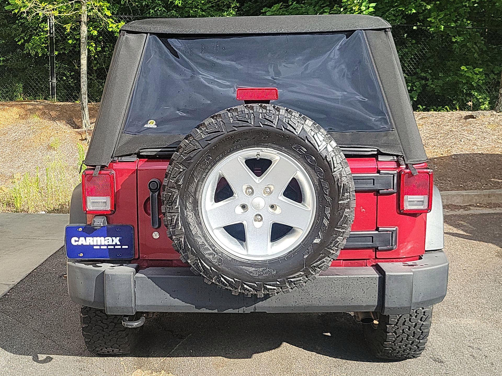 Thumbnail: 2013 Jeep Wrangler - 6