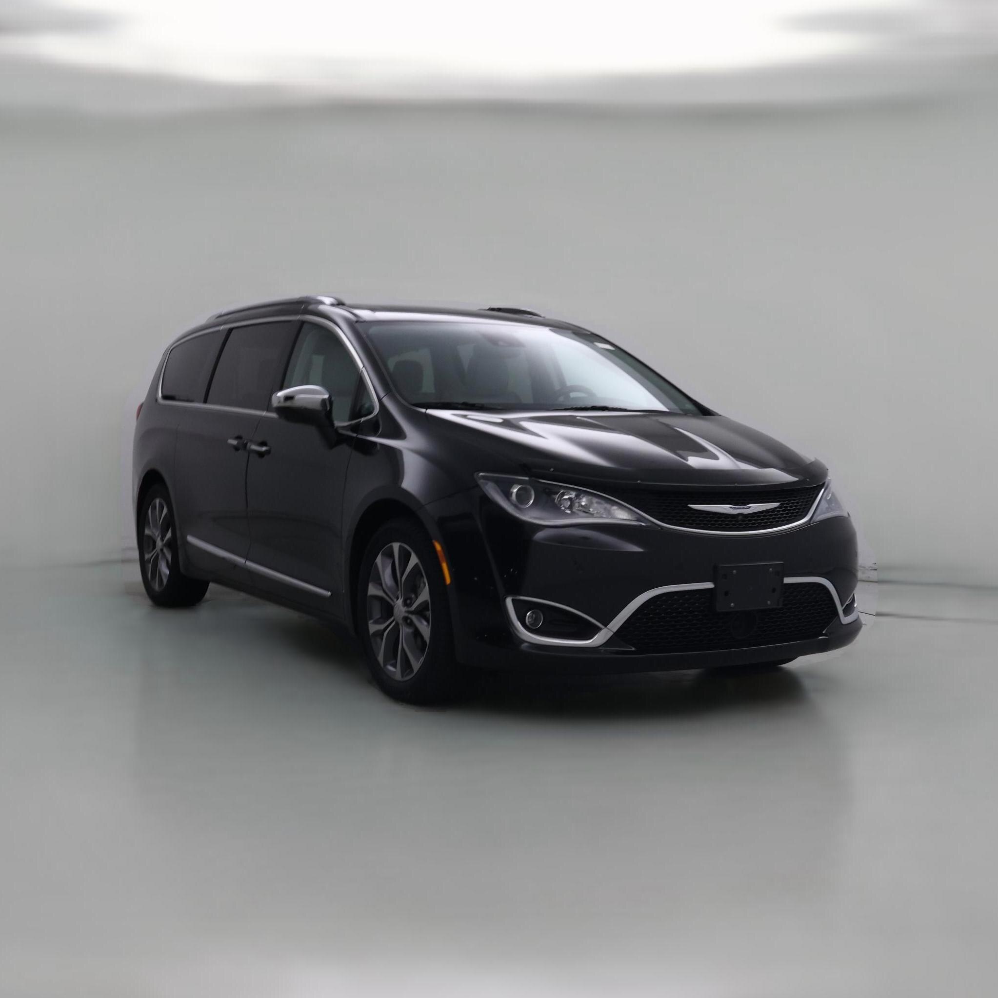 Thumbnail: 2017 Chrysler Pacifica - 1