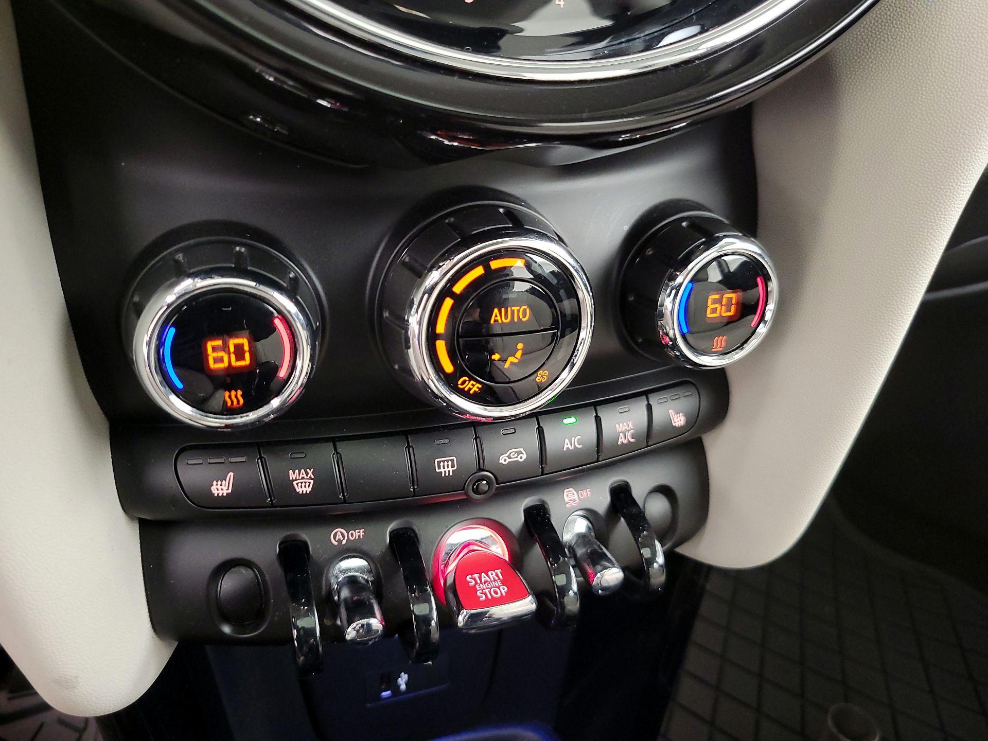 Thumbnail: 2024 MINI Cooper Hardtop - 17