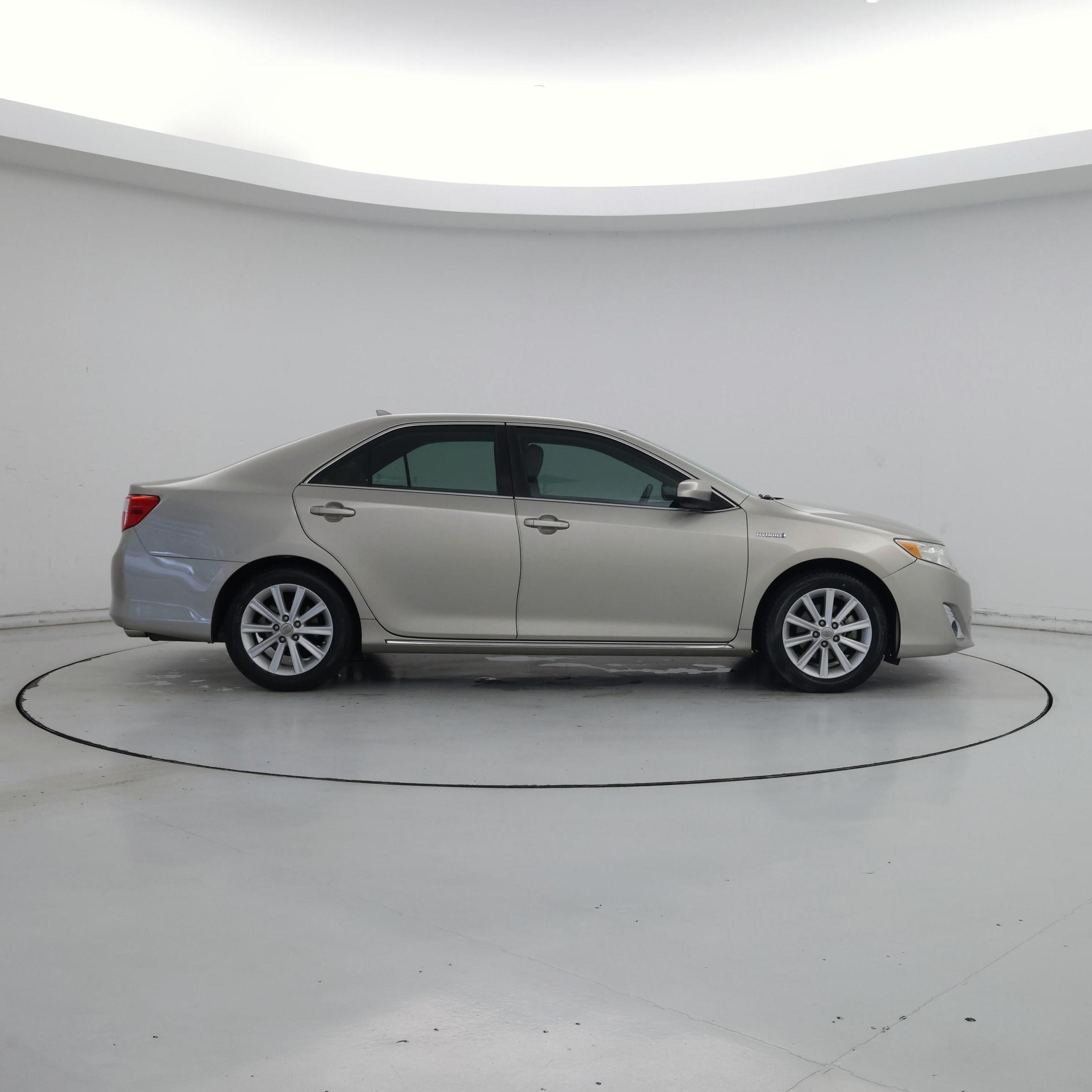 Thumbnail: 2013 Toyota Camry - 7