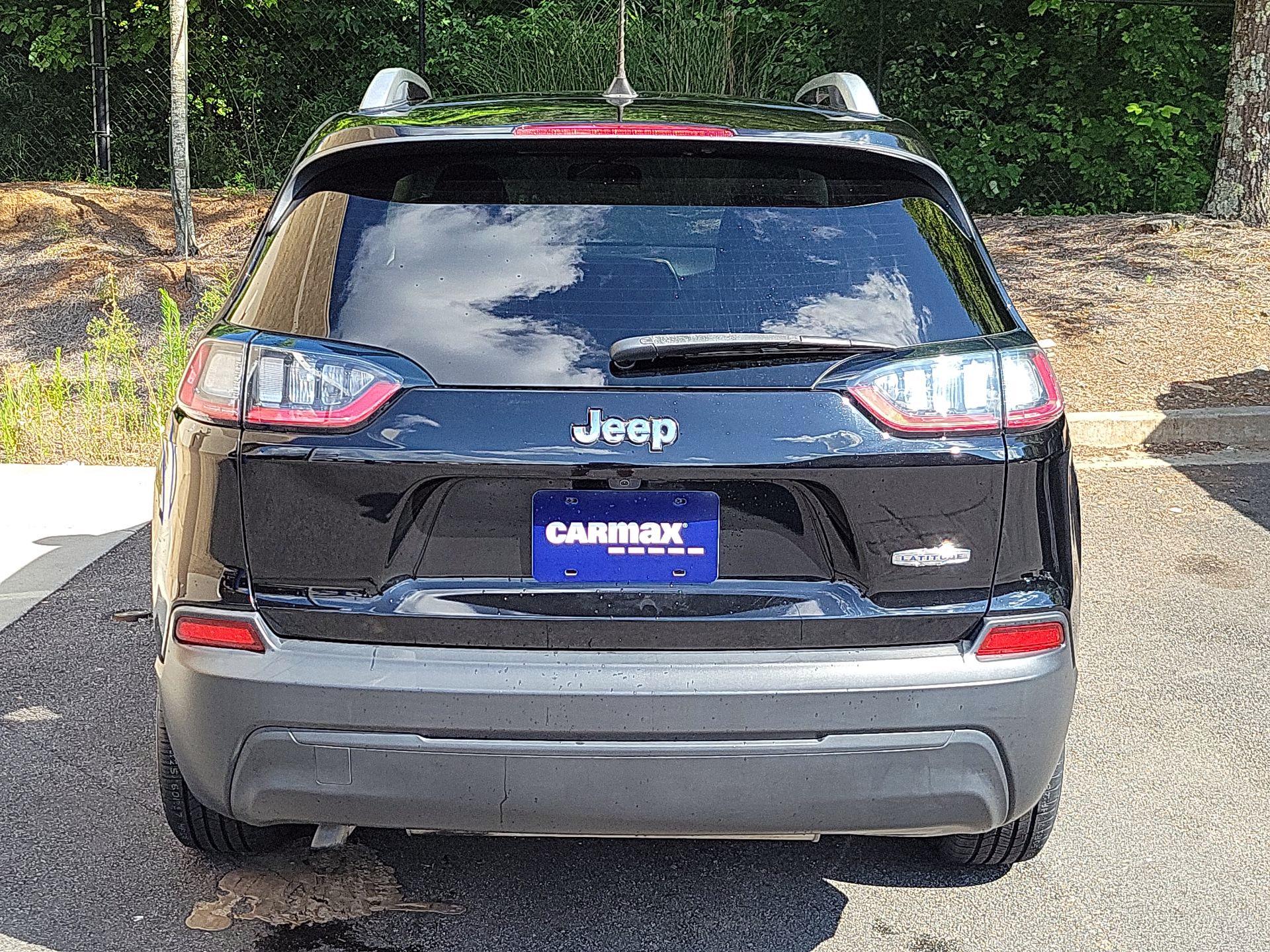 Thumbnail: 2019 Jeep Cherokee - 6