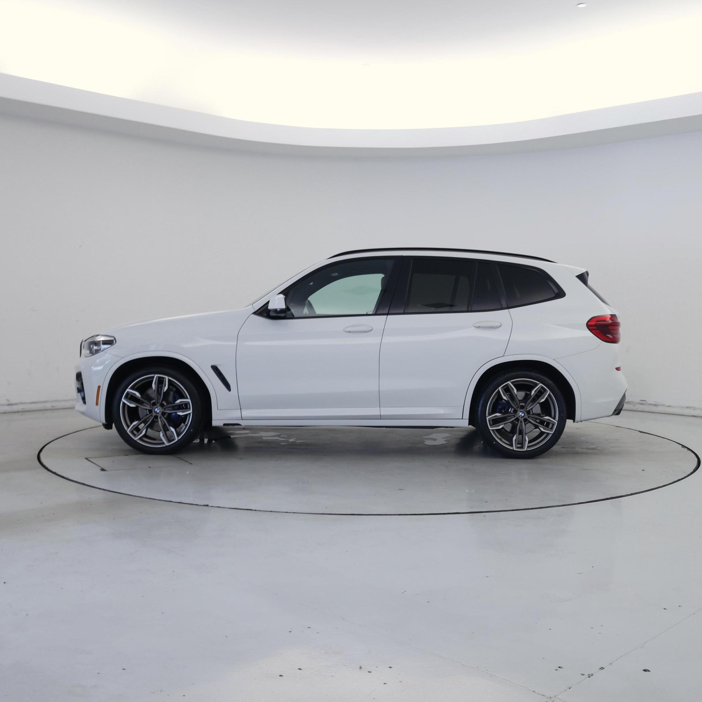 Thumbnail: 2021 BMW X3 - 3