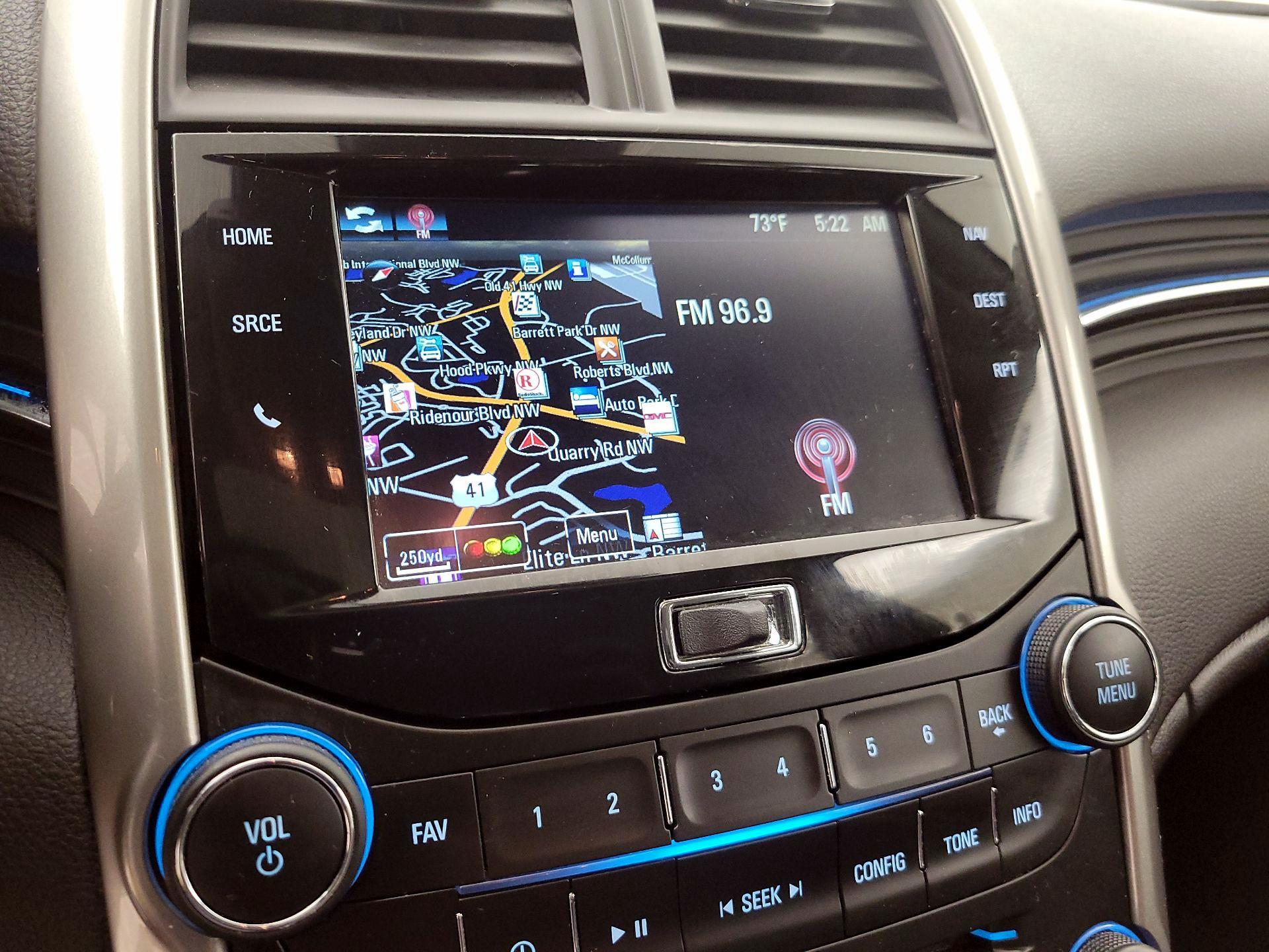 Thumbnail: 2016 Chevrolet Malibu - 14