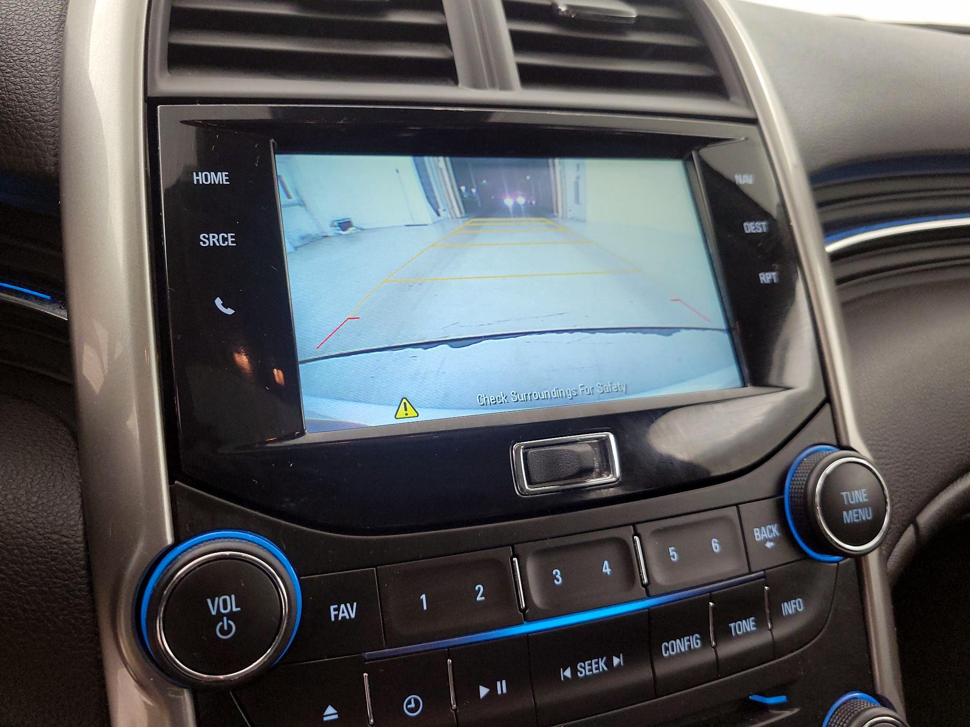 Thumbnail: 2016 Chevrolet Malibu - 15