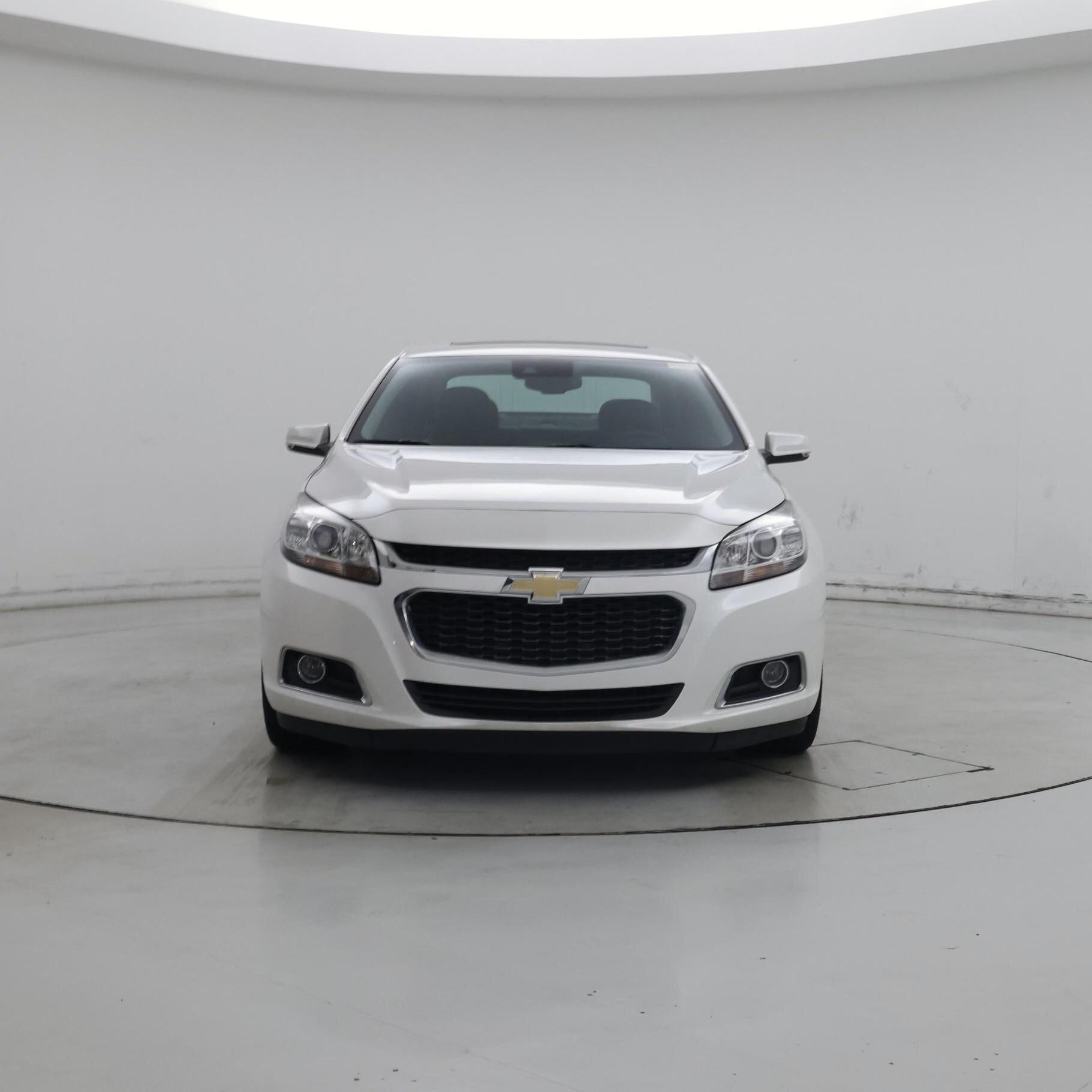 Thumbnail: 2016 Chevrolet Malibu - 5