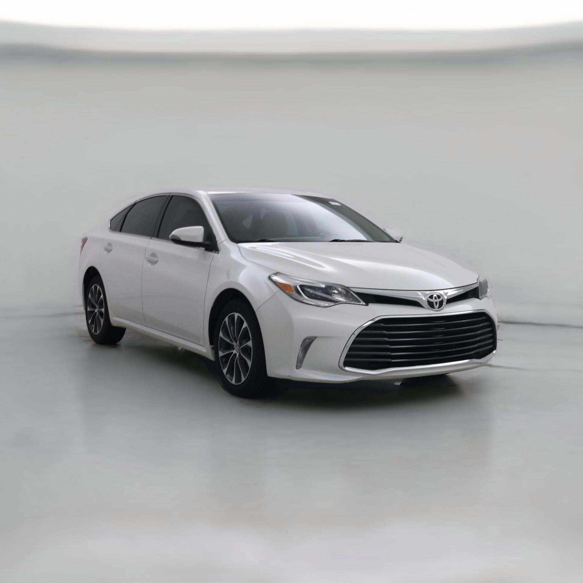 Thumbnail: 2016 Toyota Avalon - 1