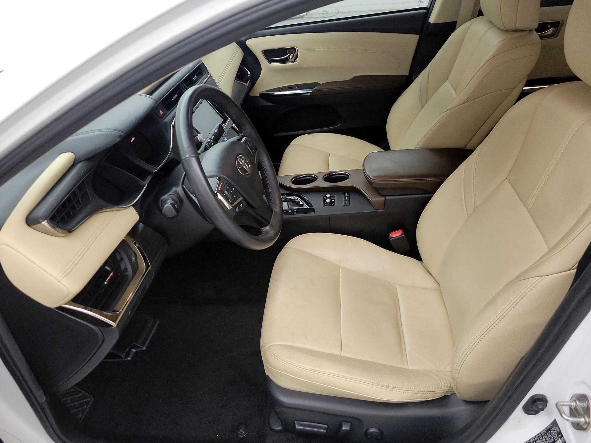 Thumbnail: 2016 Toyota Avalon - 11