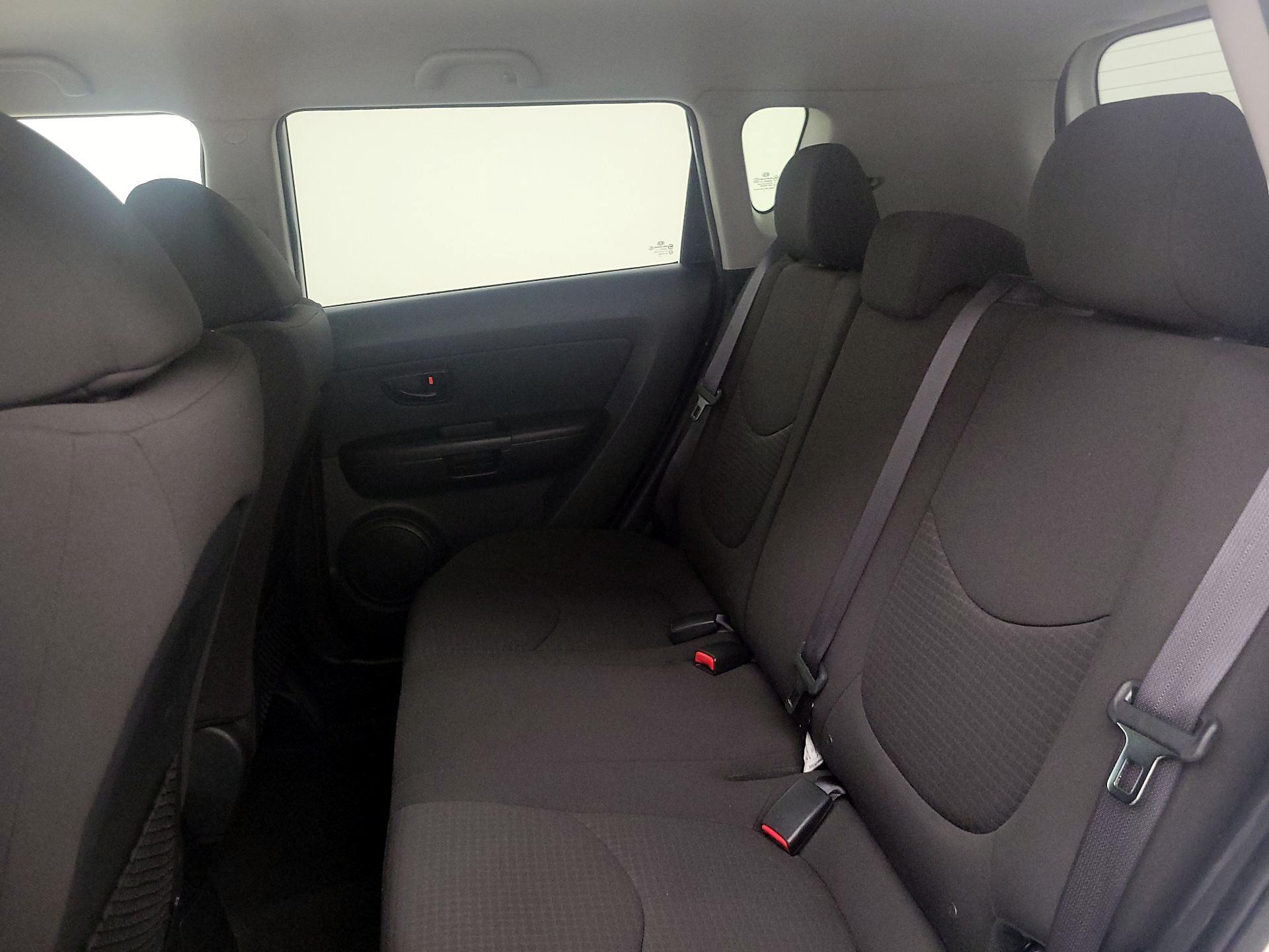 Thumbnail: 2013 Kia Soul - 18