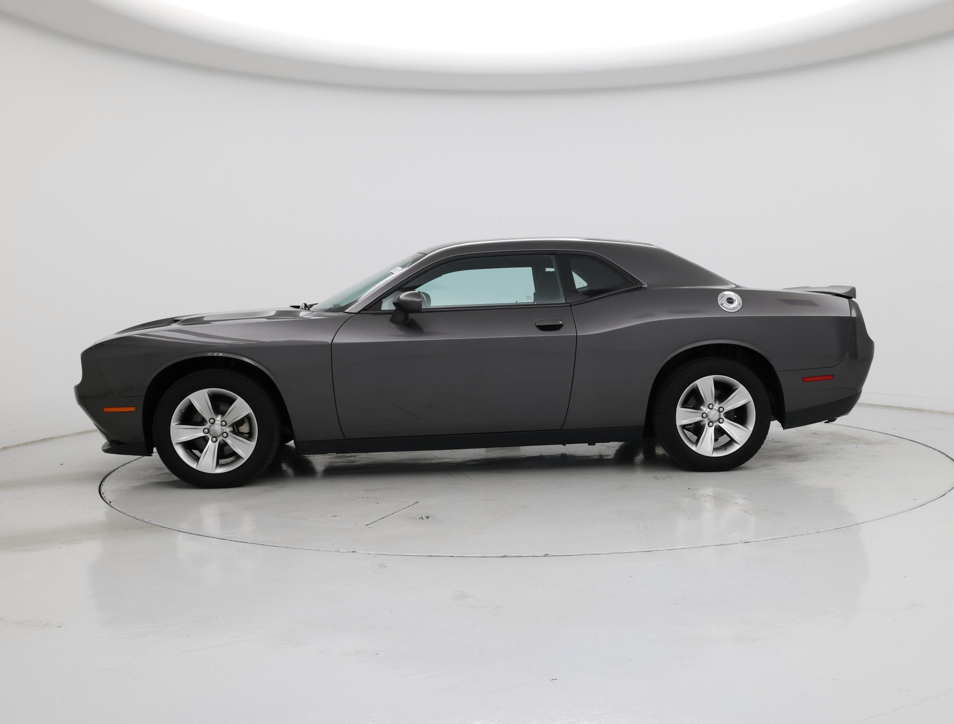 Thumbnail: 2022 Dodge Challenger - 3