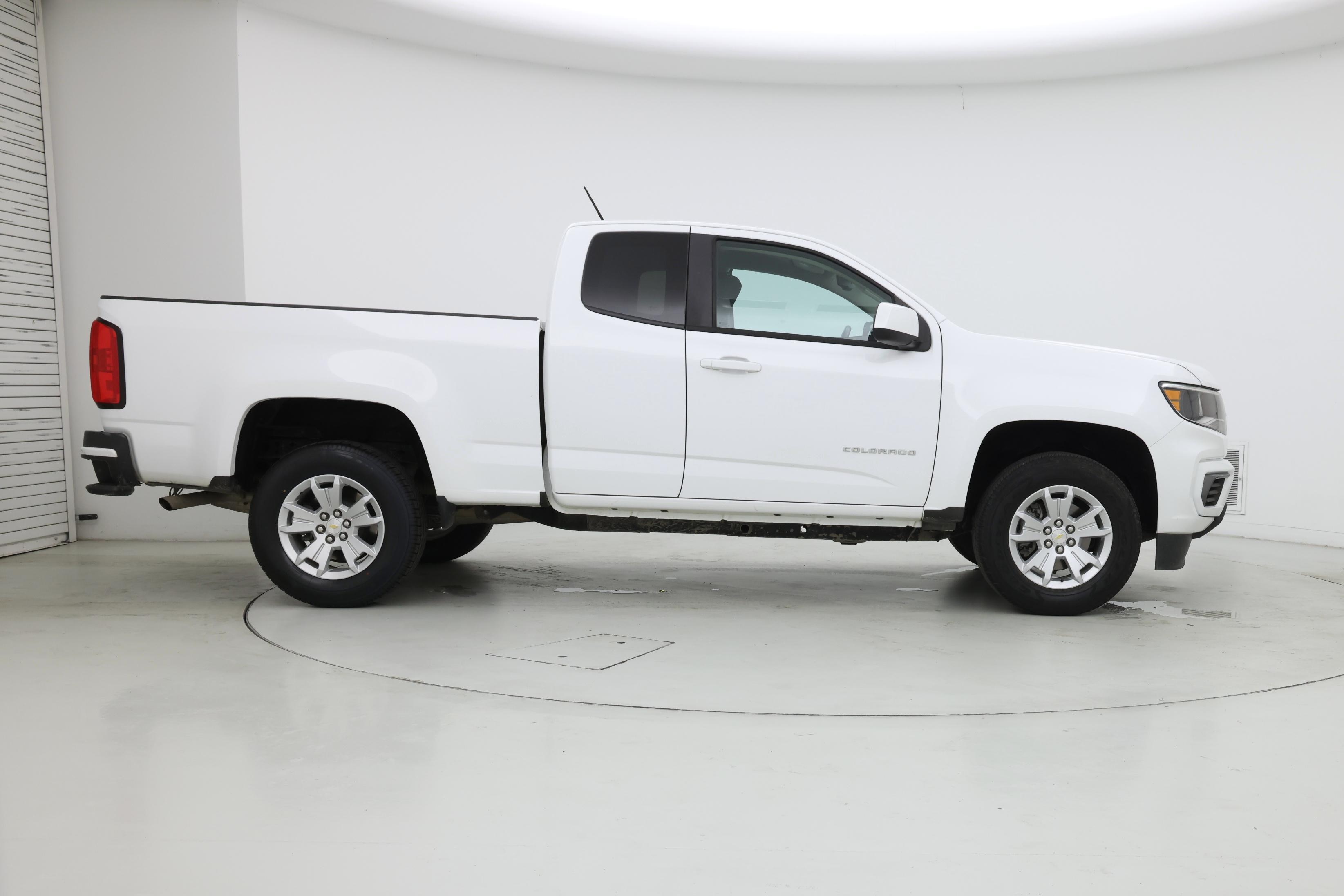 Thumbnail: 2021 Chevrolet Colorado - 7