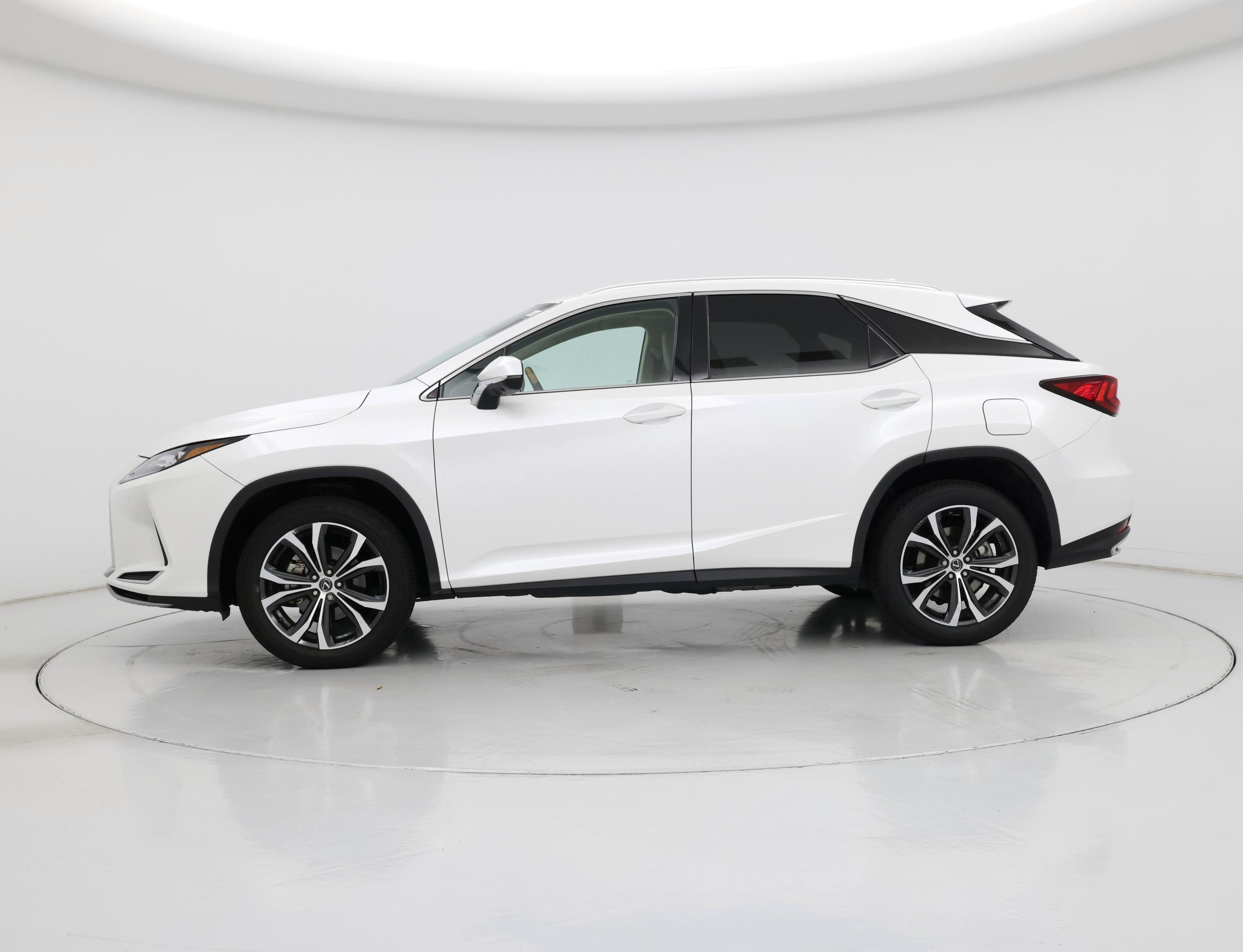 Thumbnail: 2020 Lexus RX - 3