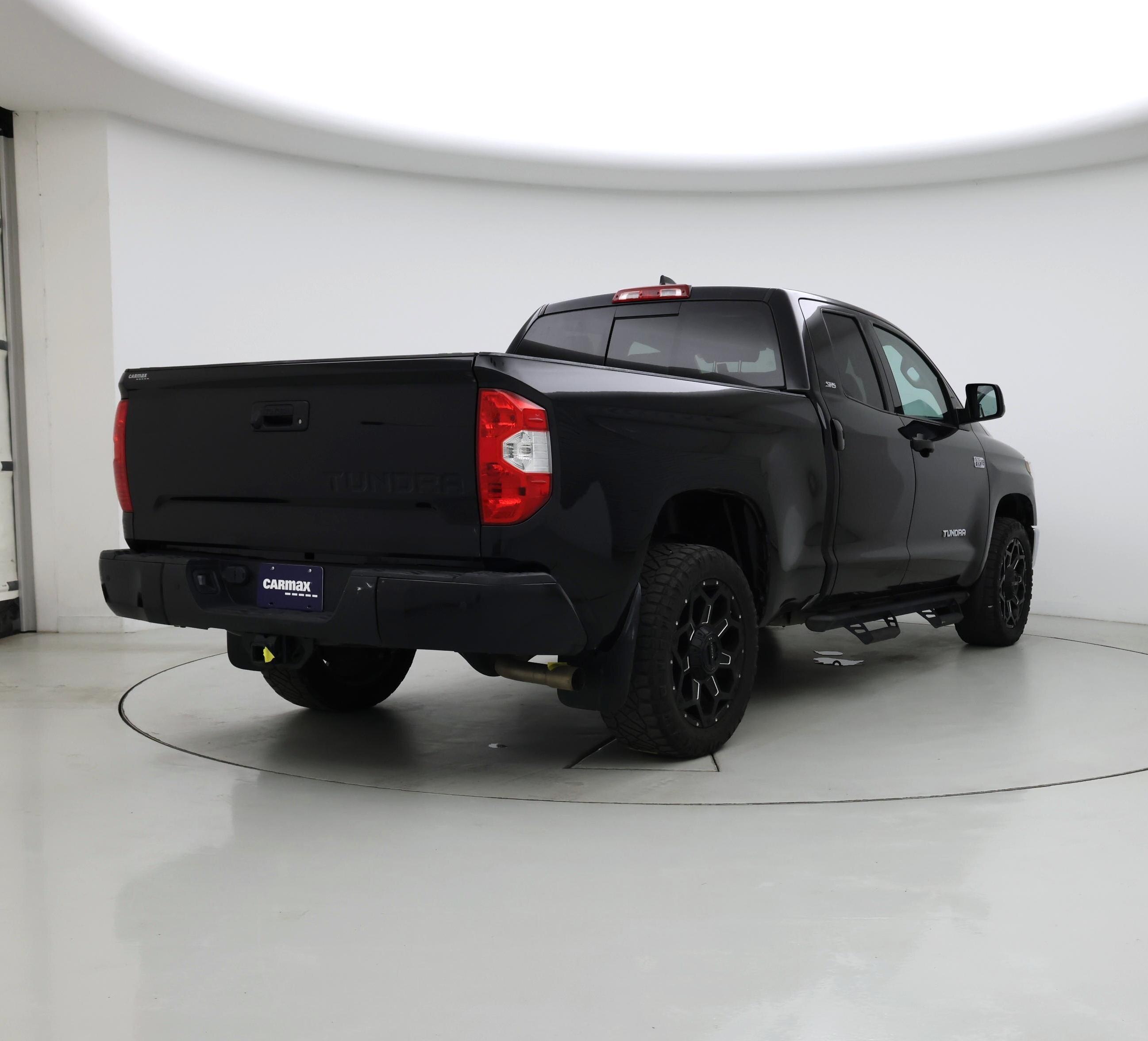 Thumbnail: 2021 Toyota Tundra - 8