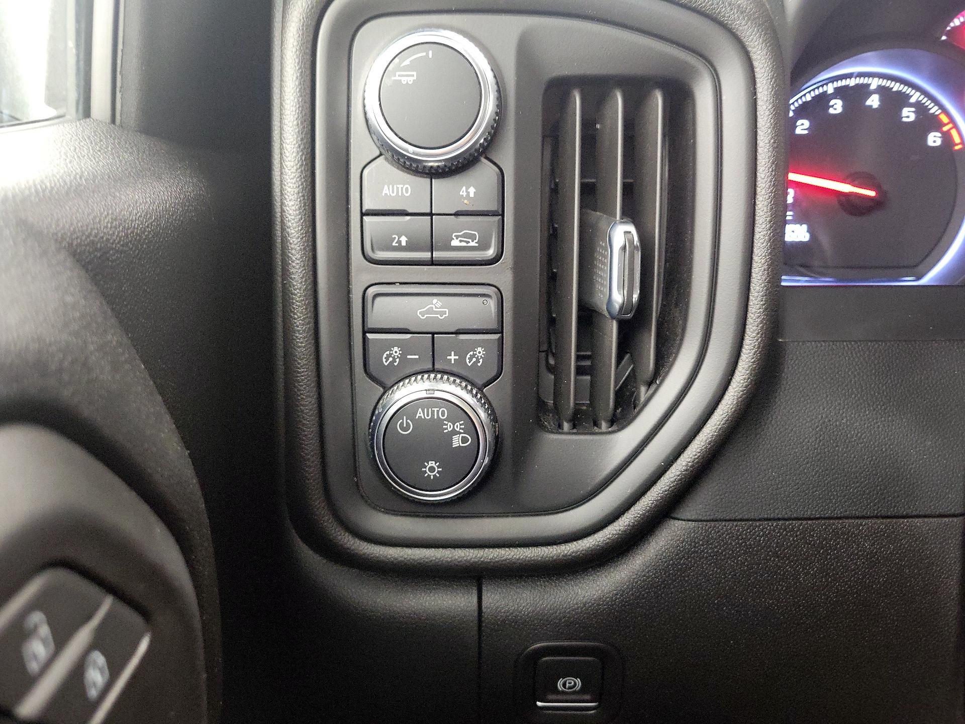 Thumbnail: 2023 GMC Sierra 1500 - 13