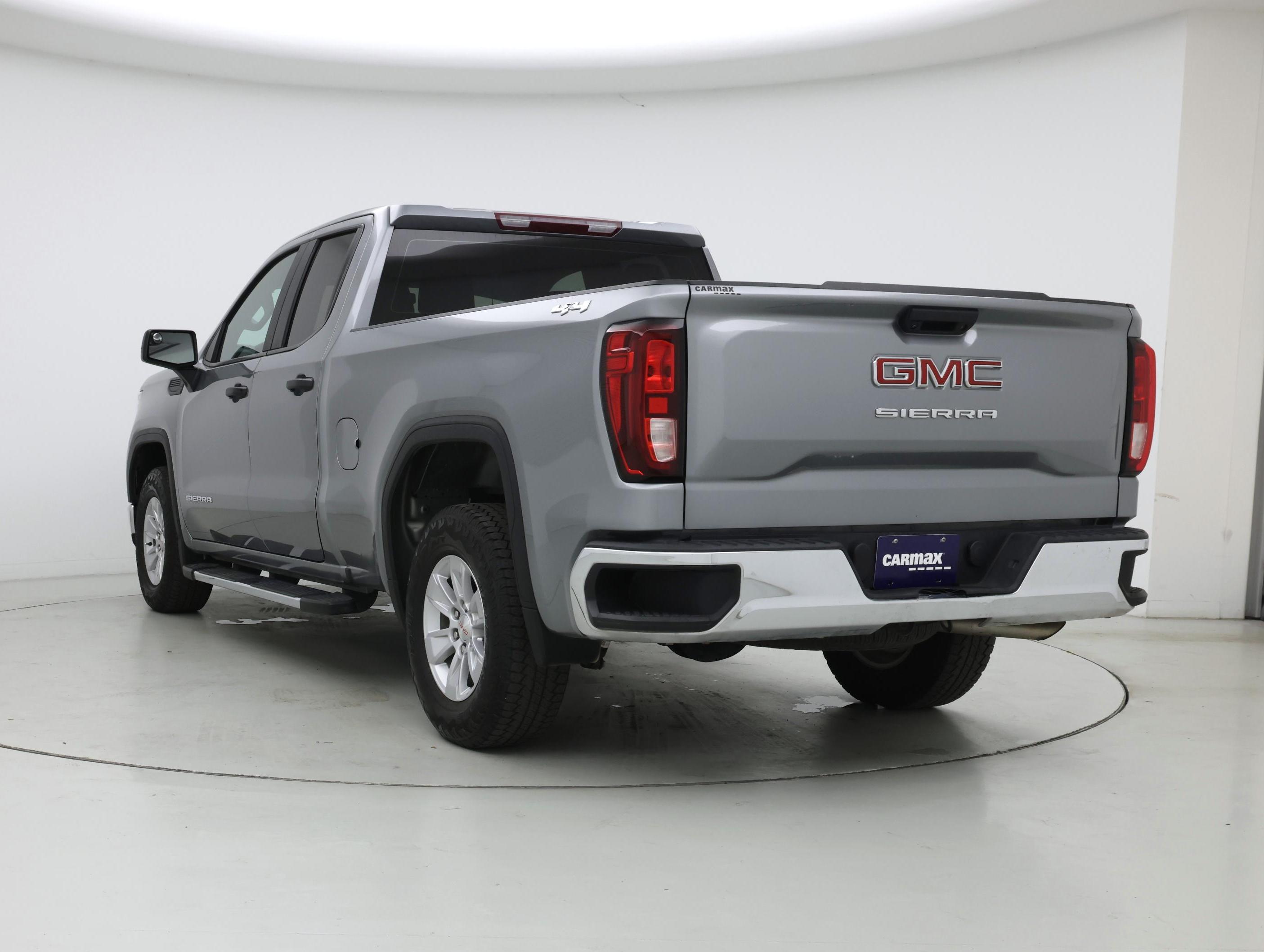 Thumbnail: 2023 GMC Sierra 1500 - 2