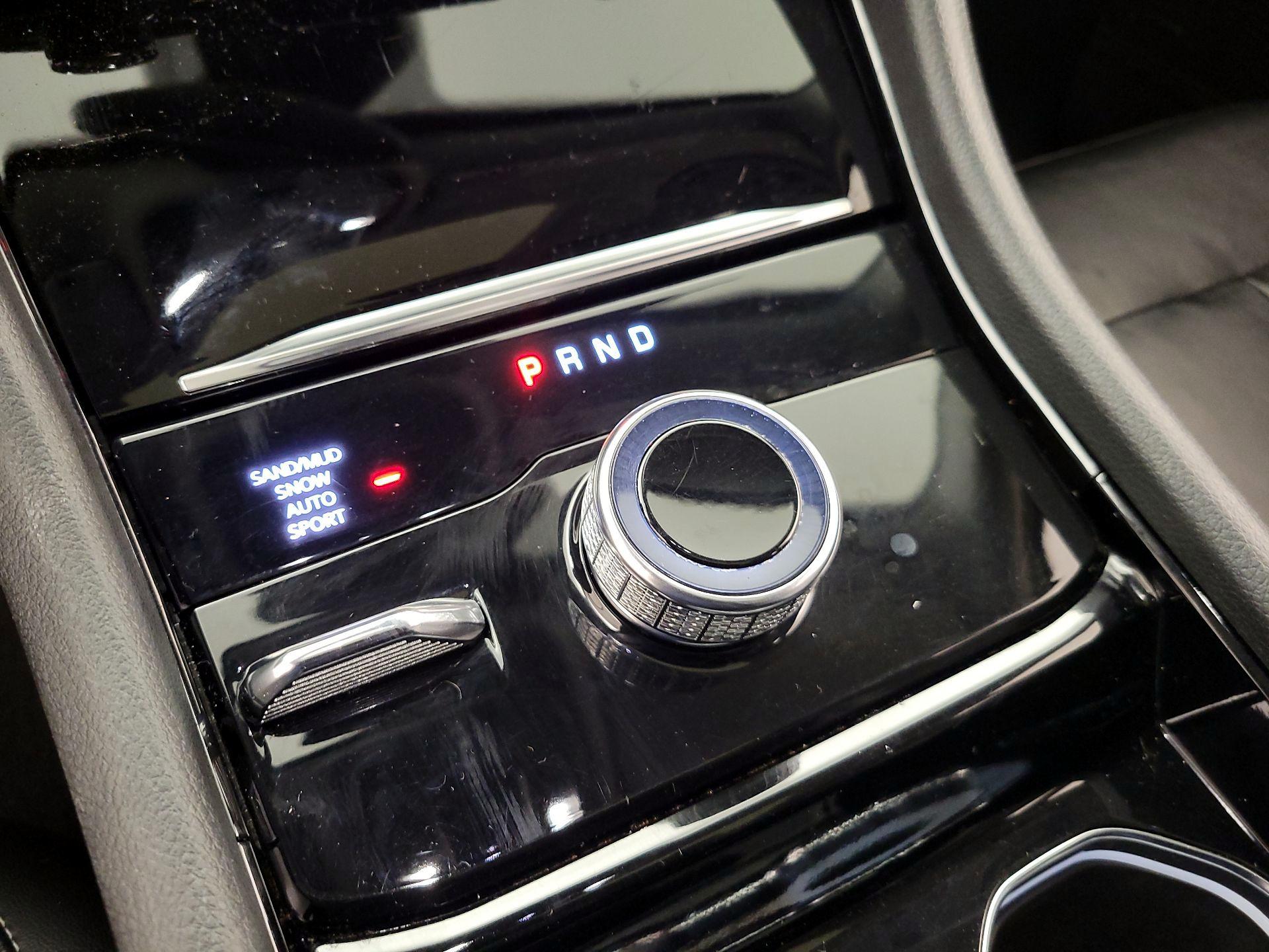 Thumbnail: 2021 Jeep Grand Cherokee L - 18