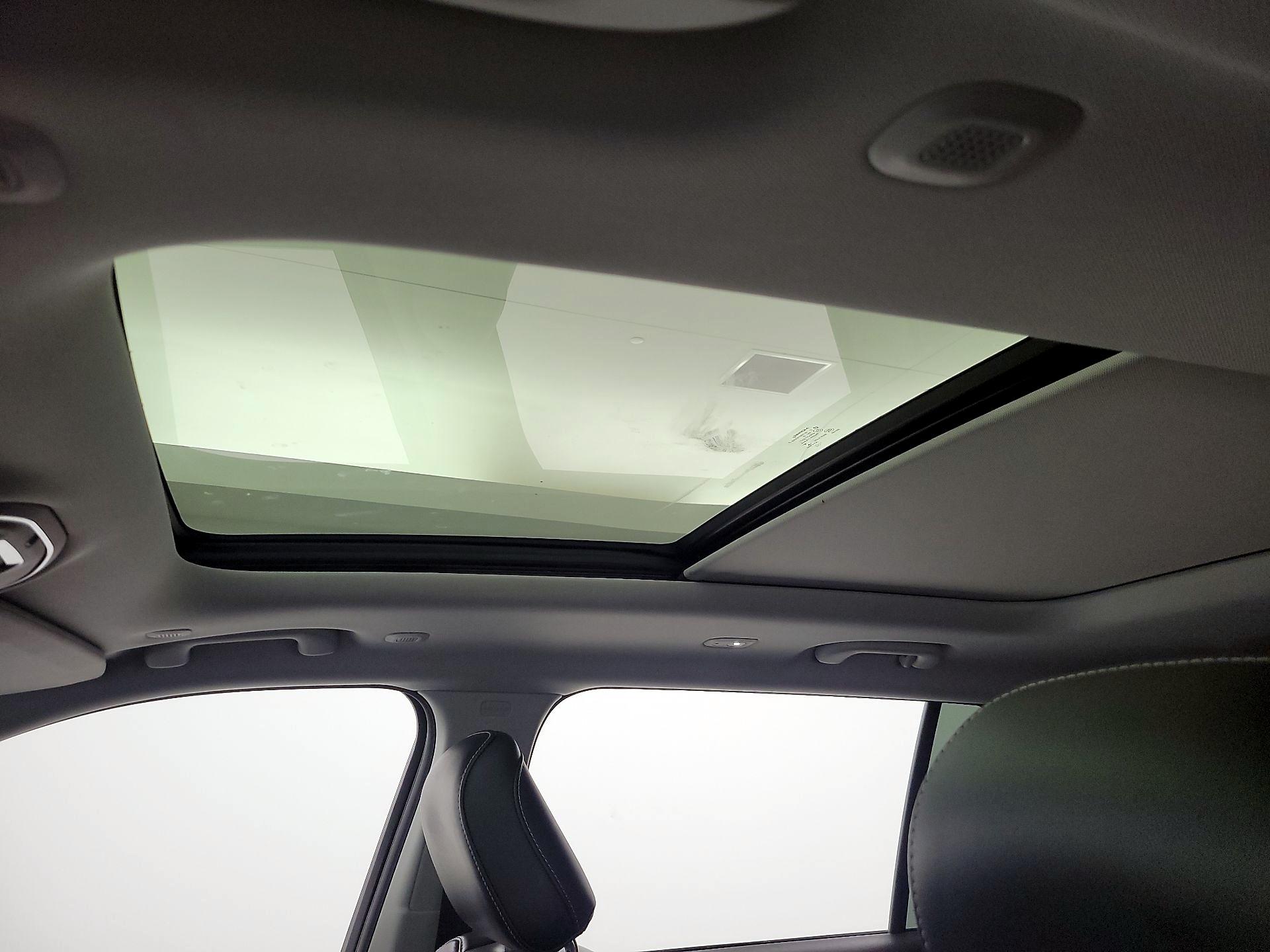 Thumbnail: 2021 Jeep Grand Cherokee L - 20