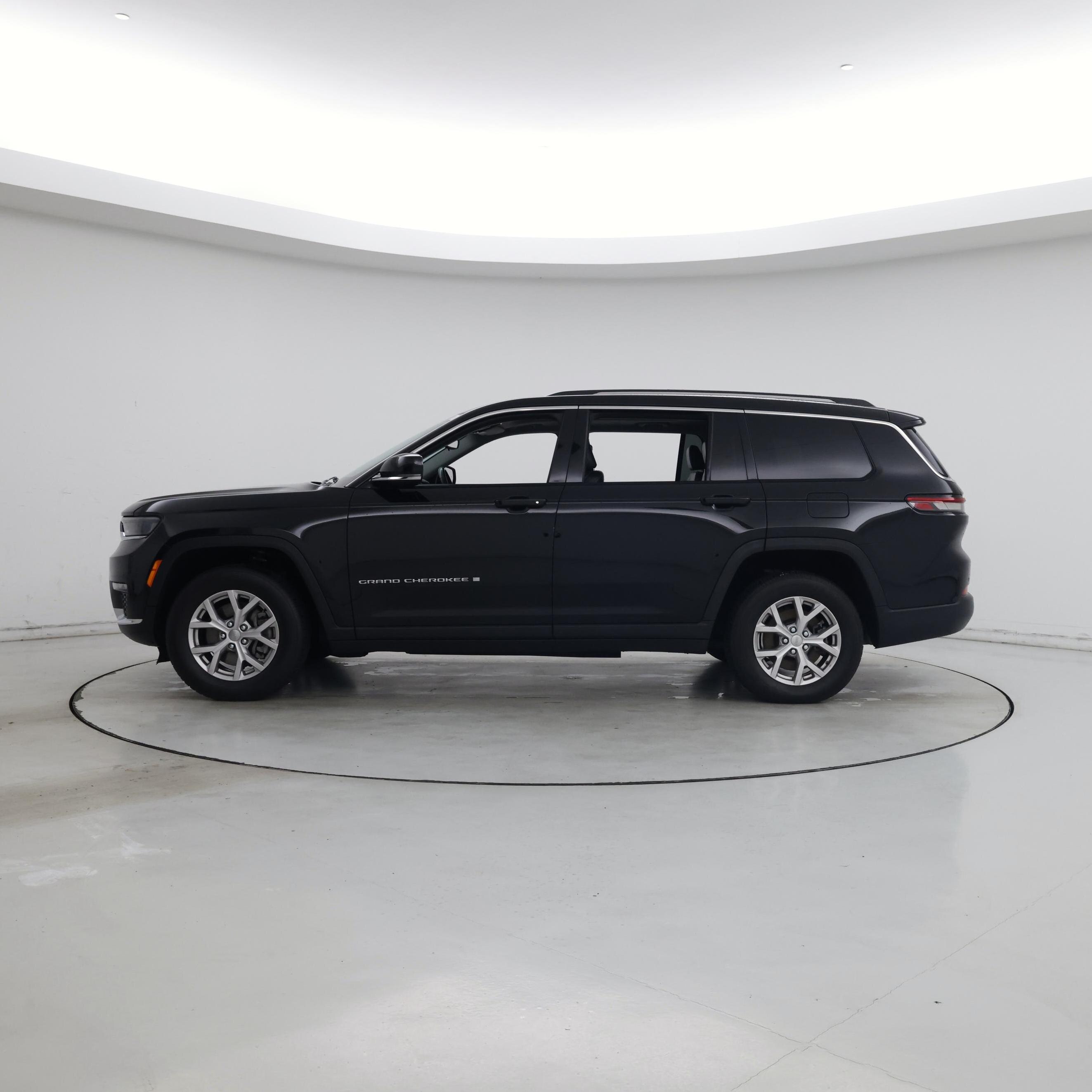 Thumbnail: 2021 Jeep Grand Cherokee L - 3