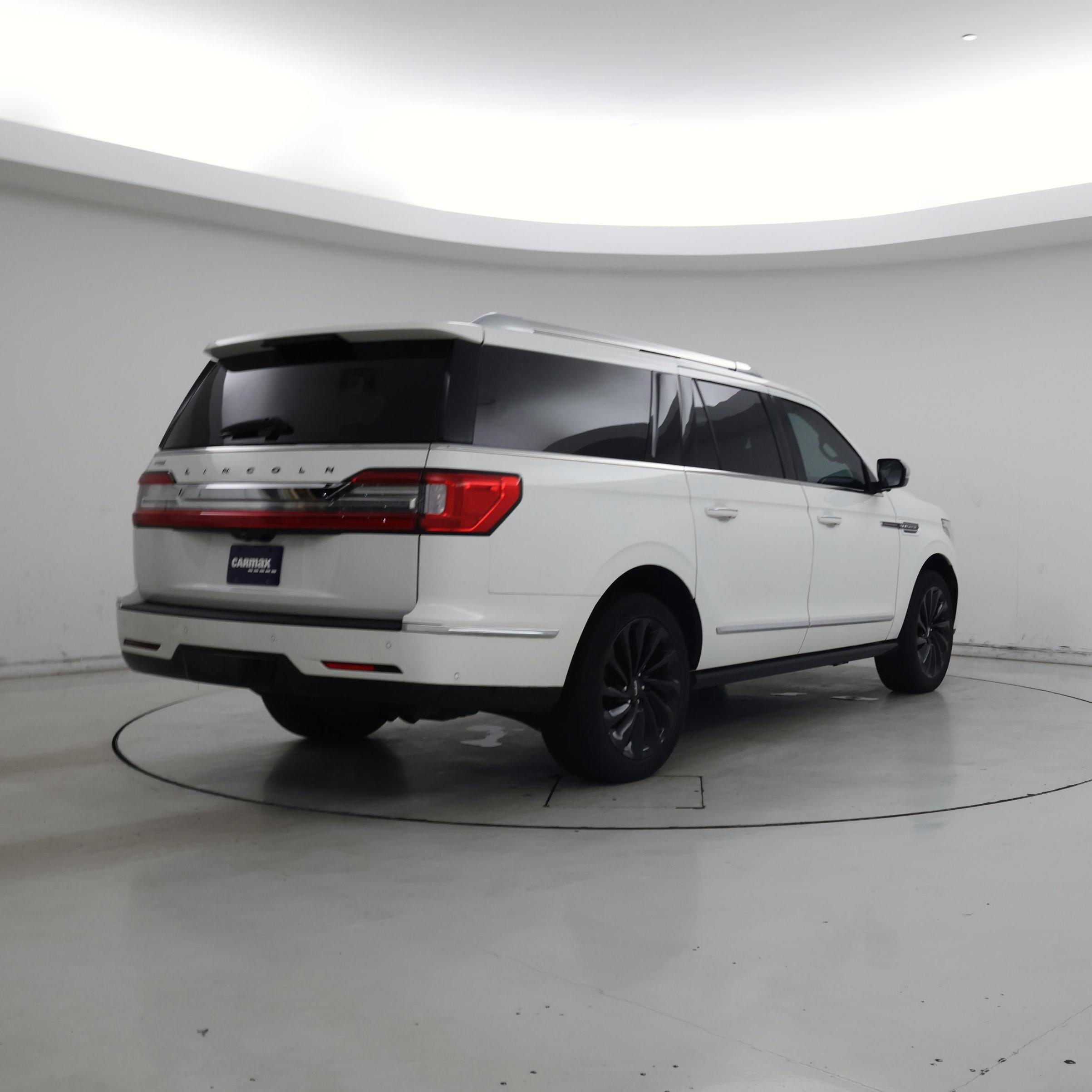 Thumbnail: 2021 Lincoln Navigator L - 8