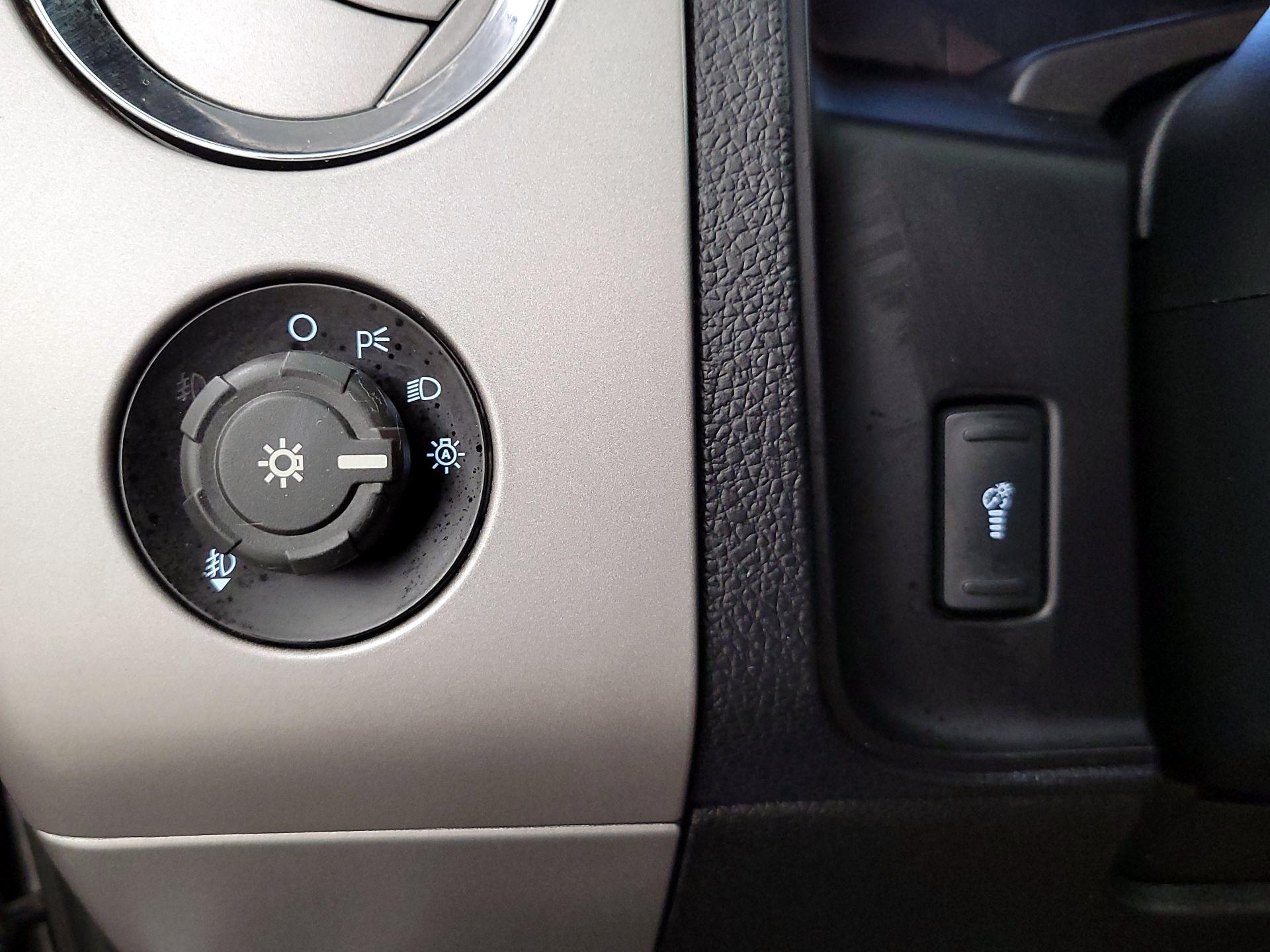 Thumbnail: 2016 Ford Expedition - 13