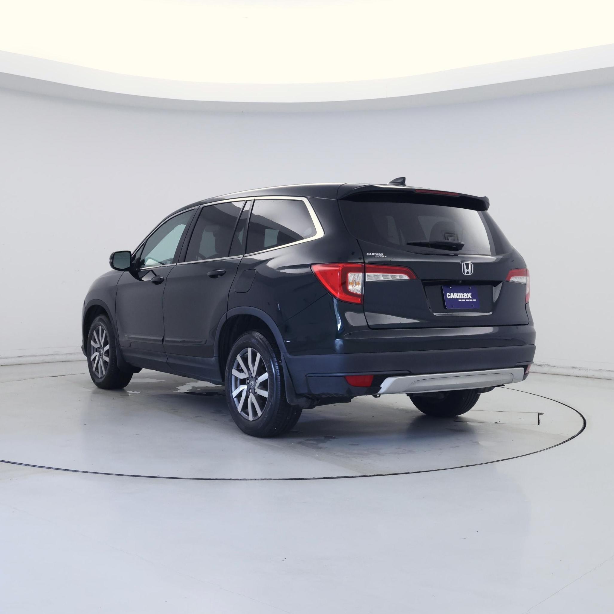 Thumbnail: 2019 Honda Pilot - 2