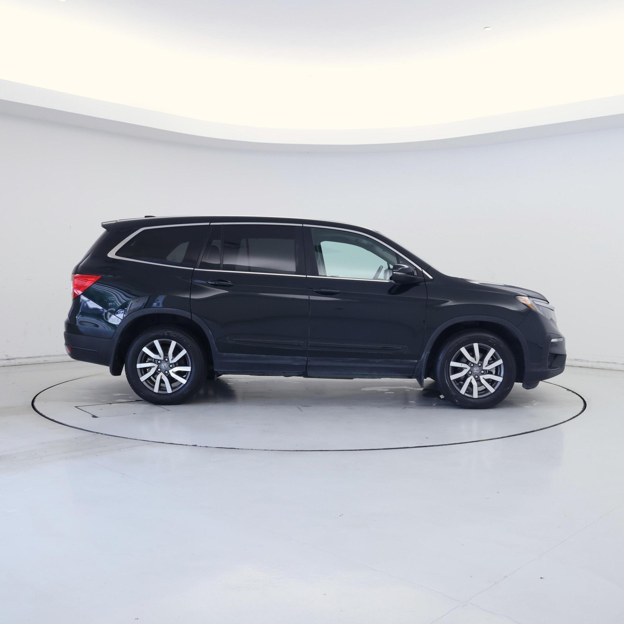 Thumbnail: 2019 Honda Pilot - 7