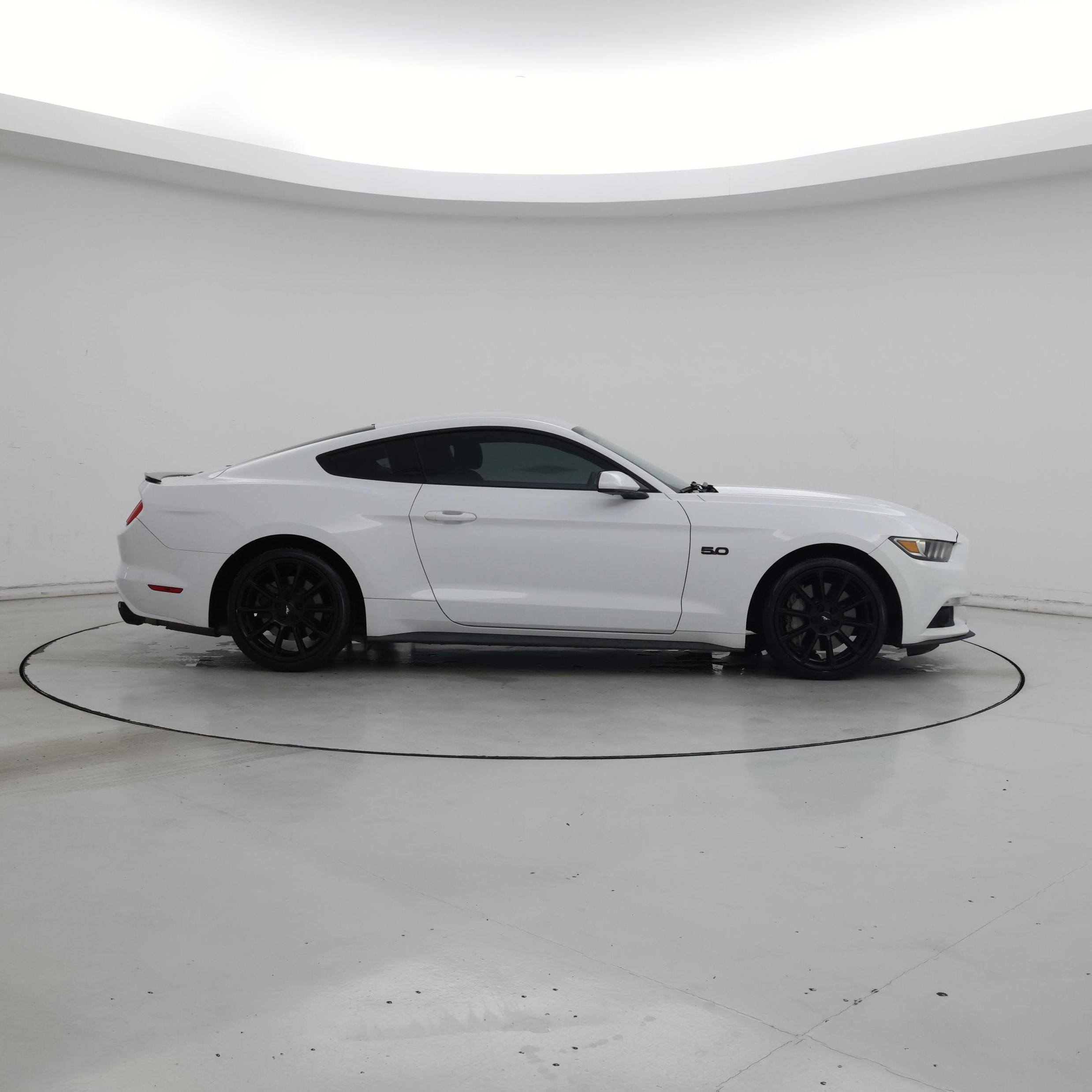 Thumbnail: 2016 Ford Mustang - 7