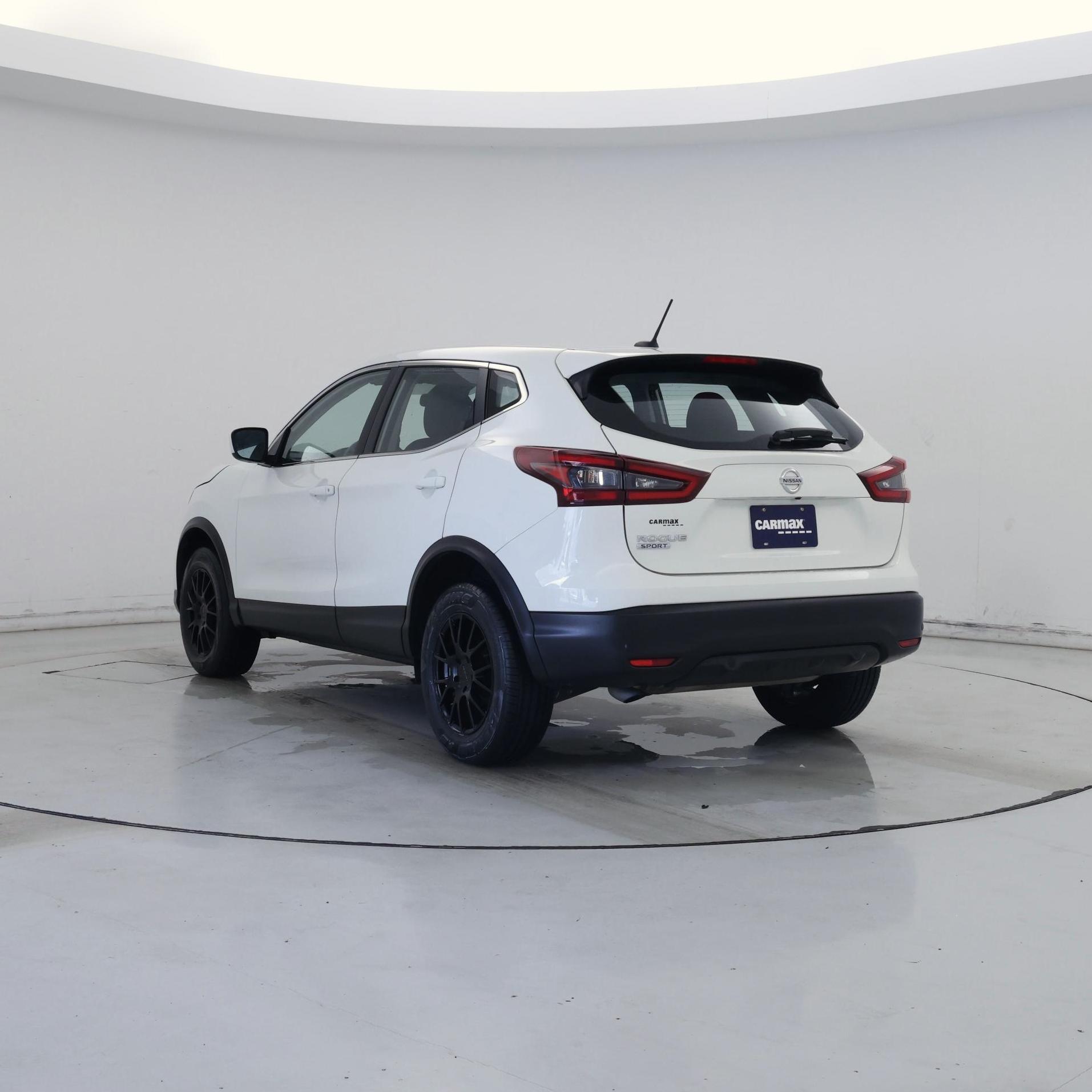 Thumbnail: 2020 Nissan Rogue Sport - 2