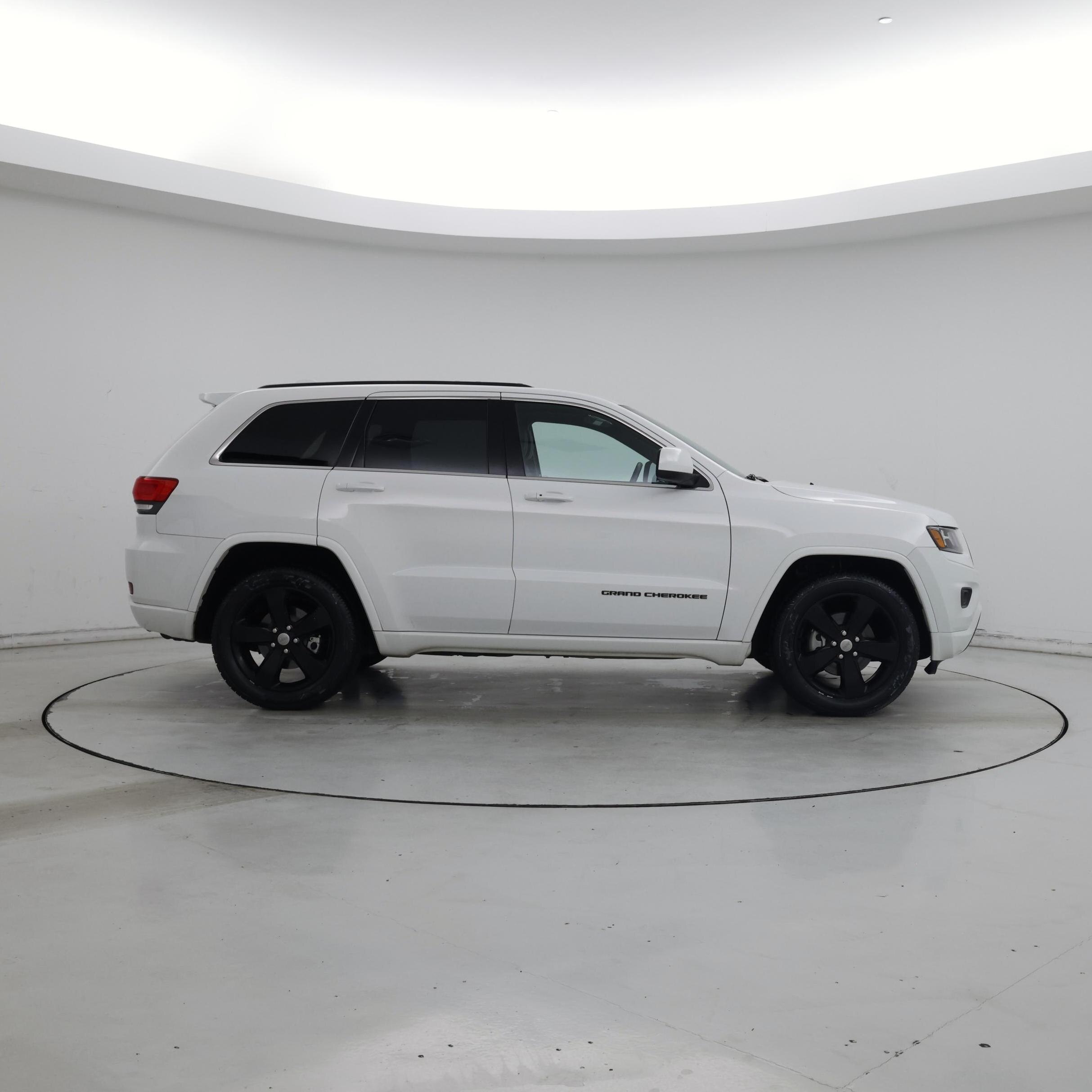 Thumbnail: 2015 Jeep Grand Cherokee - 7
