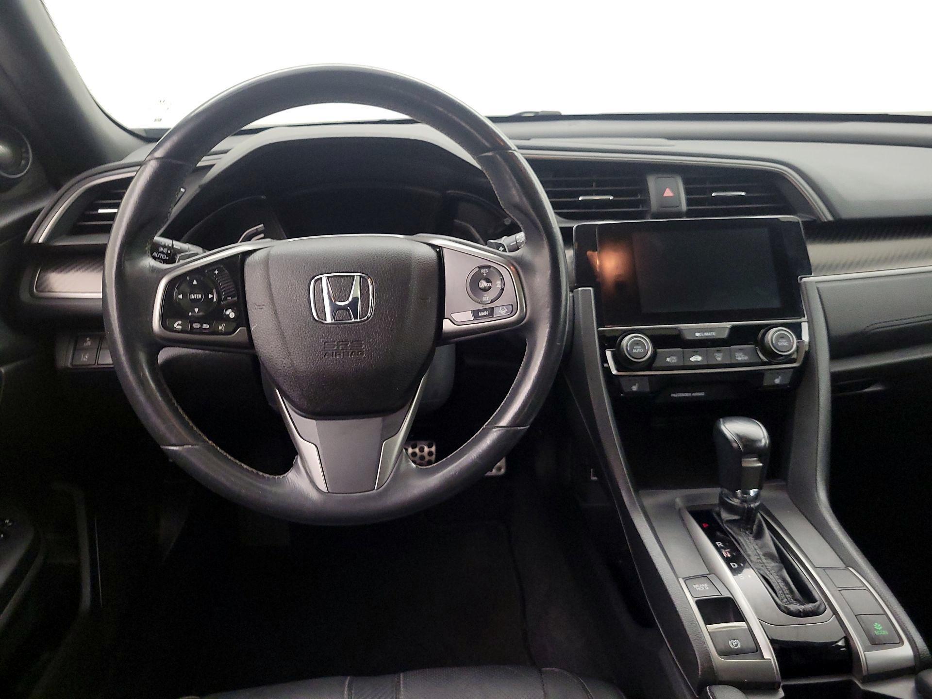 Thumbnail: 2017 Honda Civic - 10
