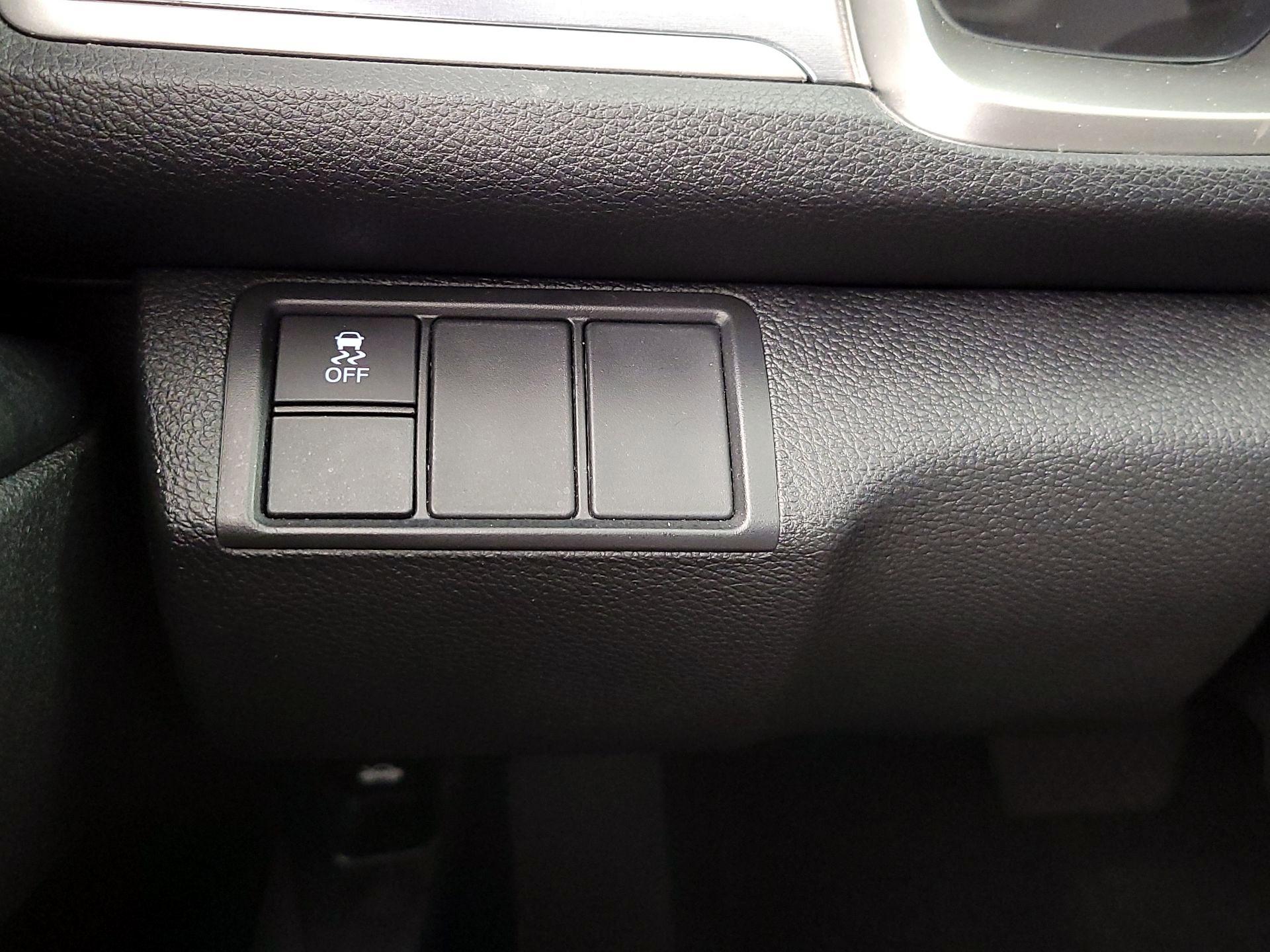 Thumbnail: 2016 Honda Civic - 13