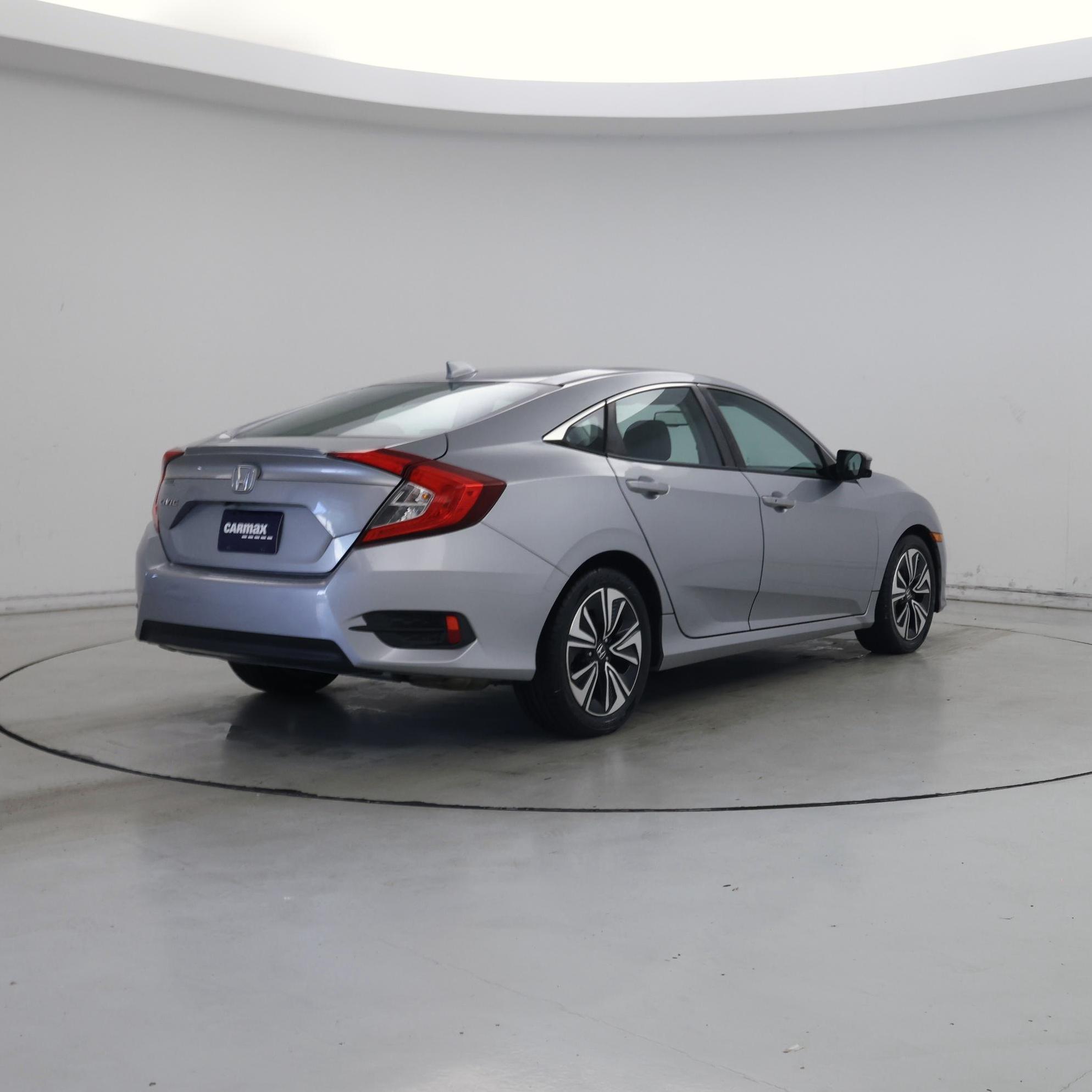 Thumbnail: 2016 Honda Civic - 8