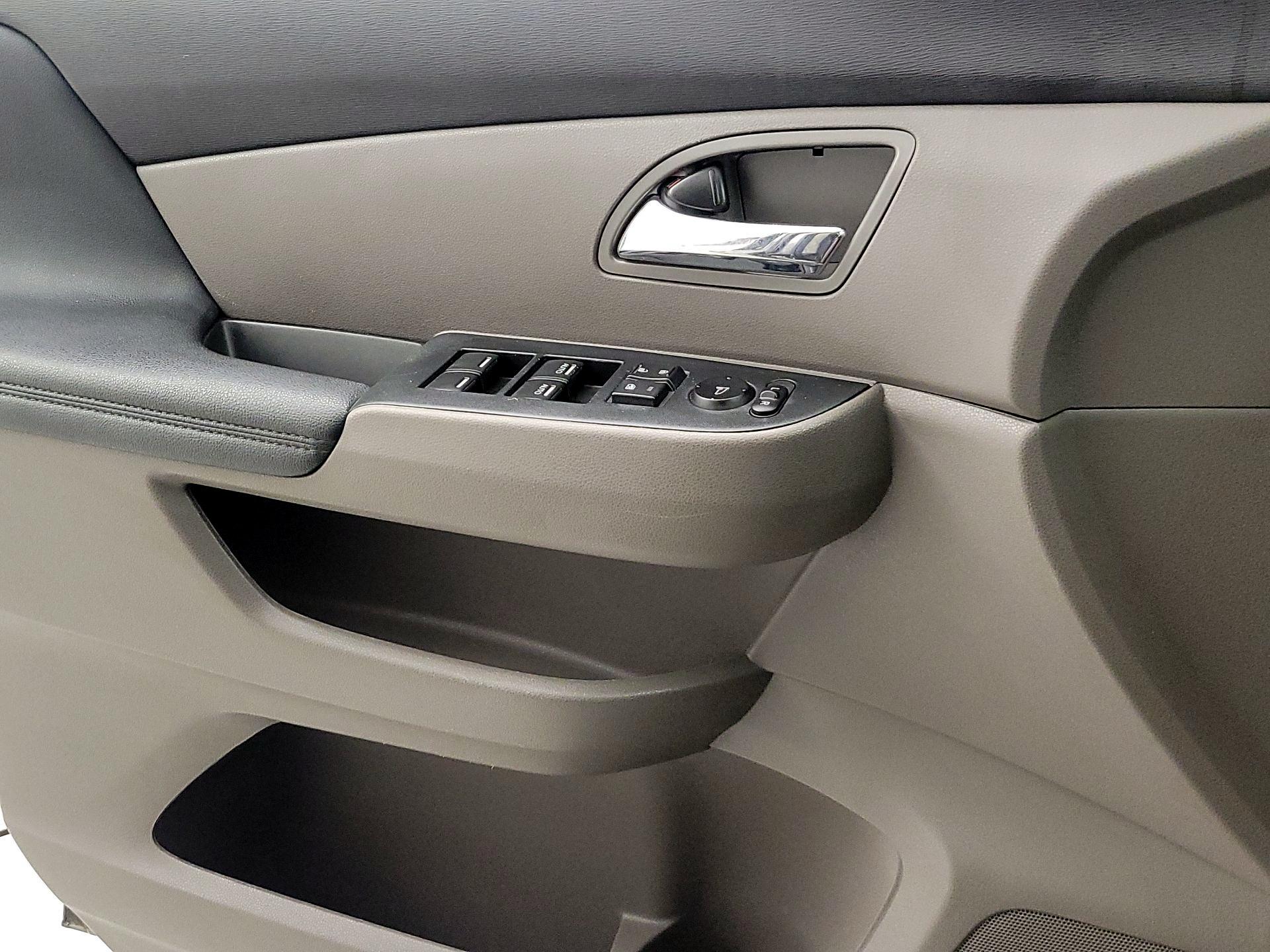 Thumbnail: 2015 Honda Odyssey - 12