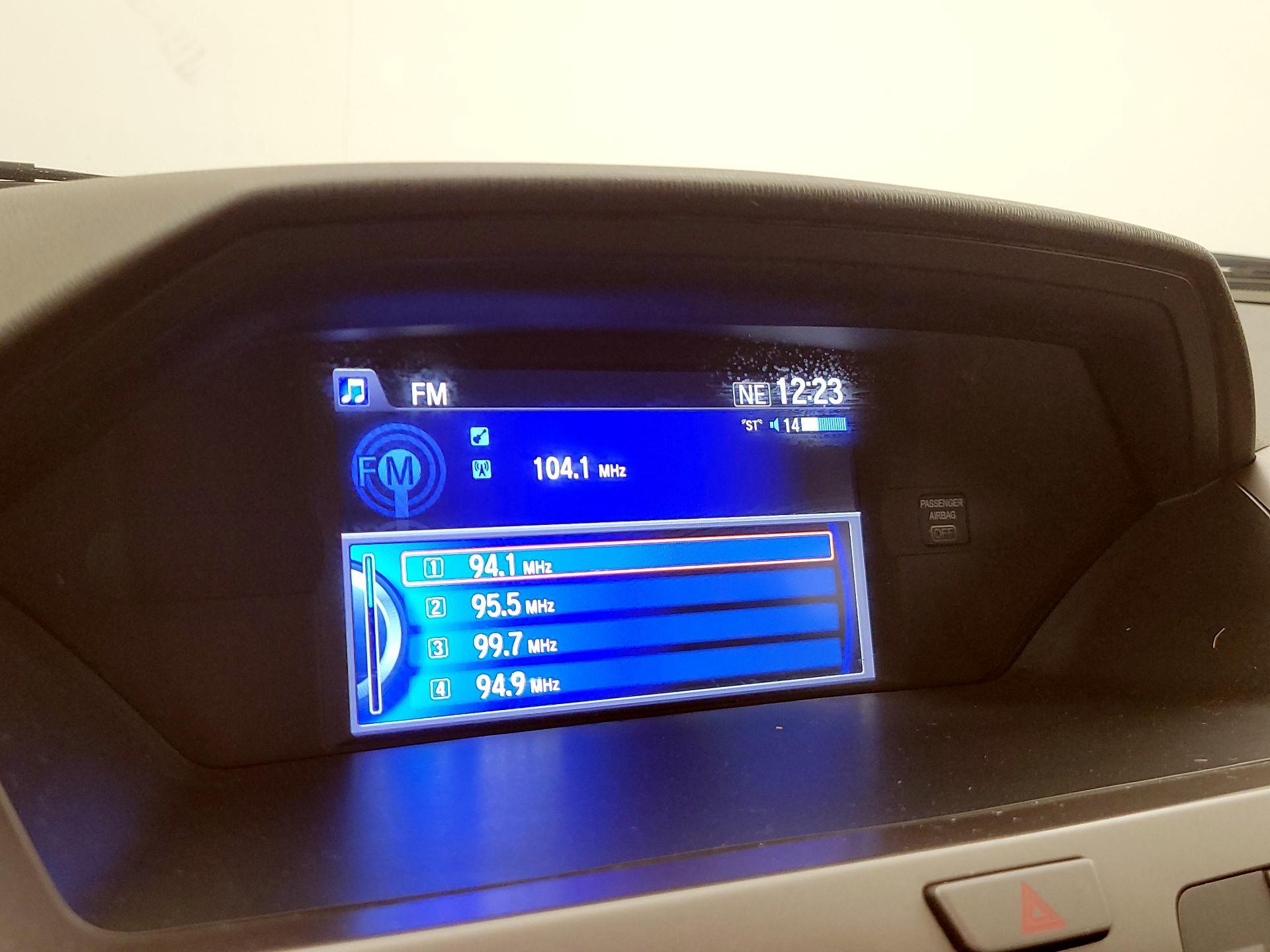 Thumbnail: 2015 Honda Odyssey - 15