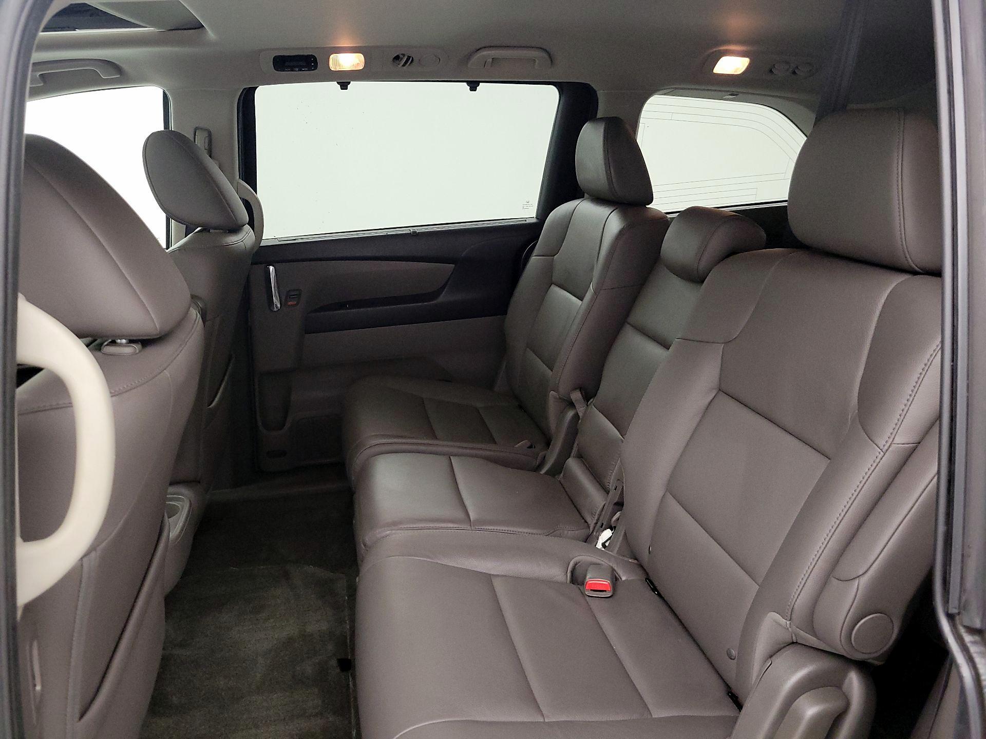 Thumbnail: 2015 Honda Odyssey - 20